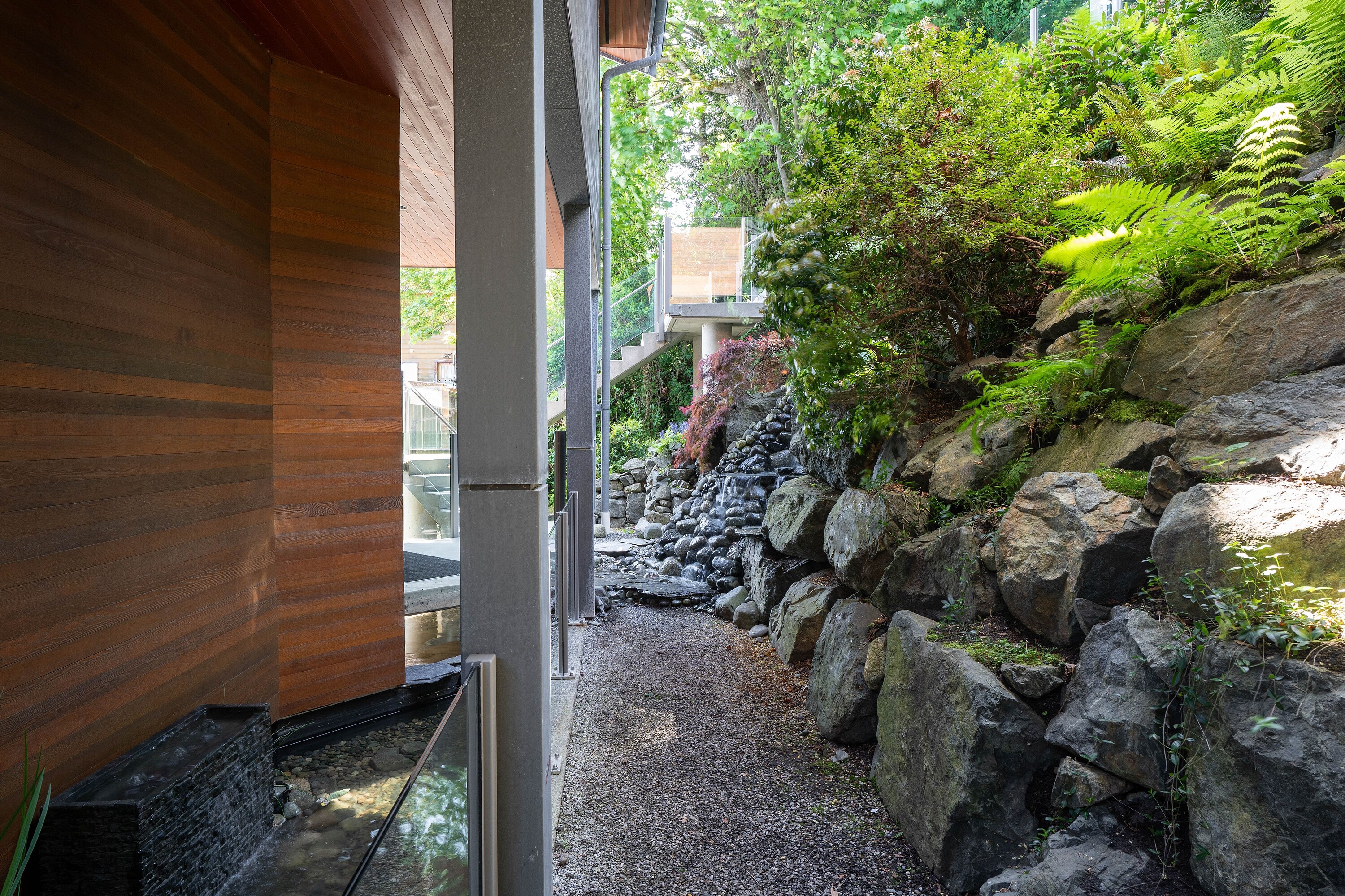 5039 Cordova Bay Road