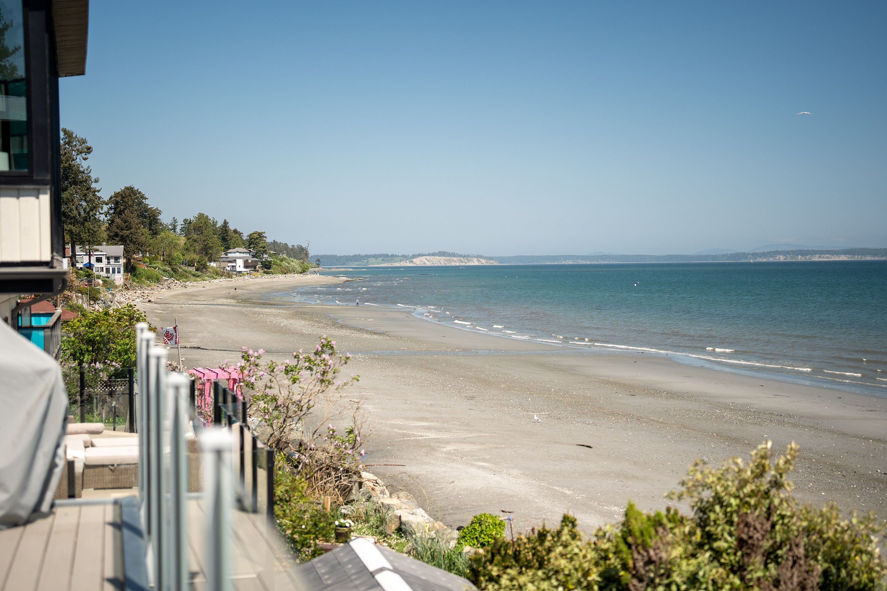 5039 Cordova Bay Road