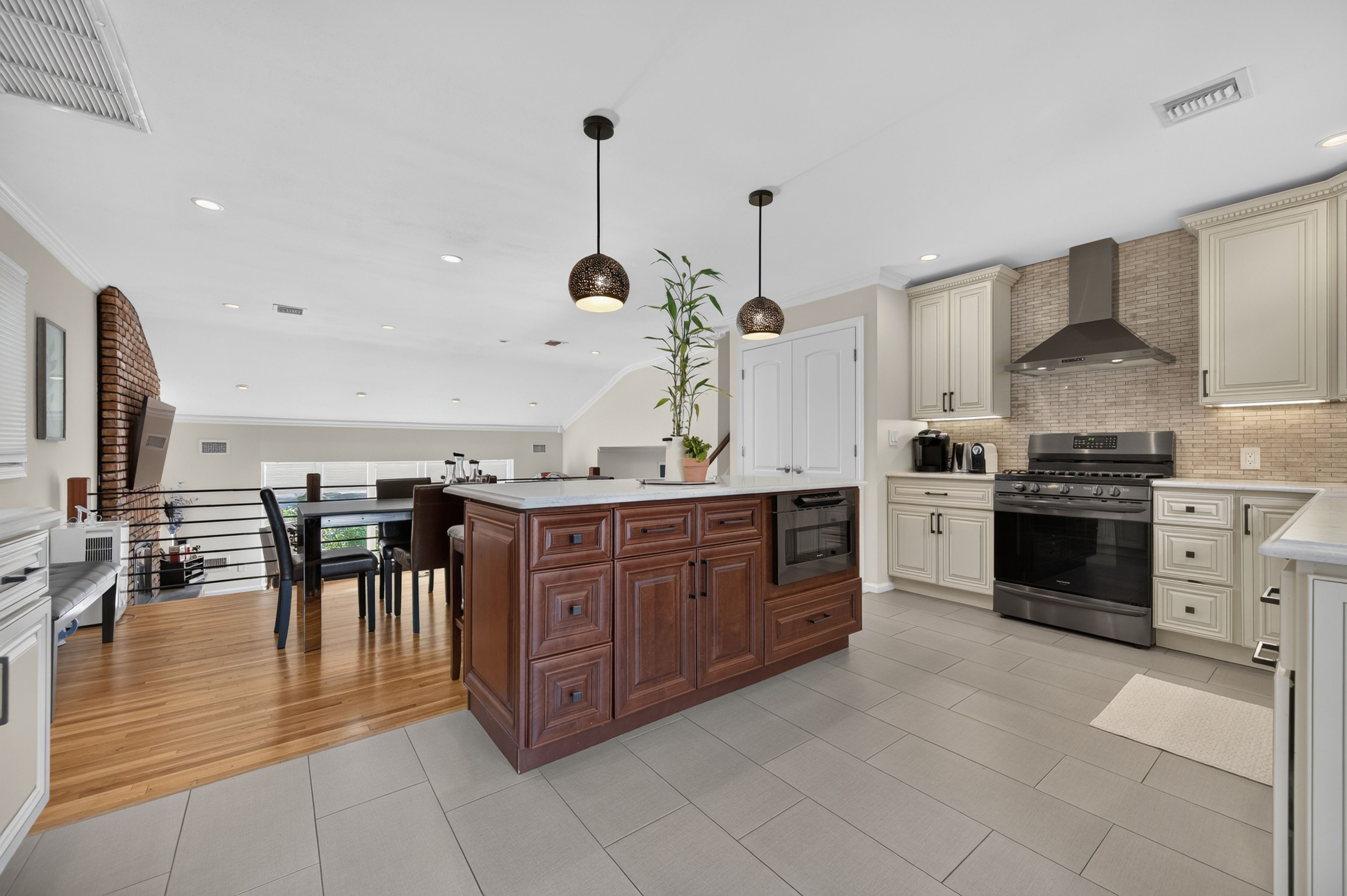 31 Driftwood Drive 