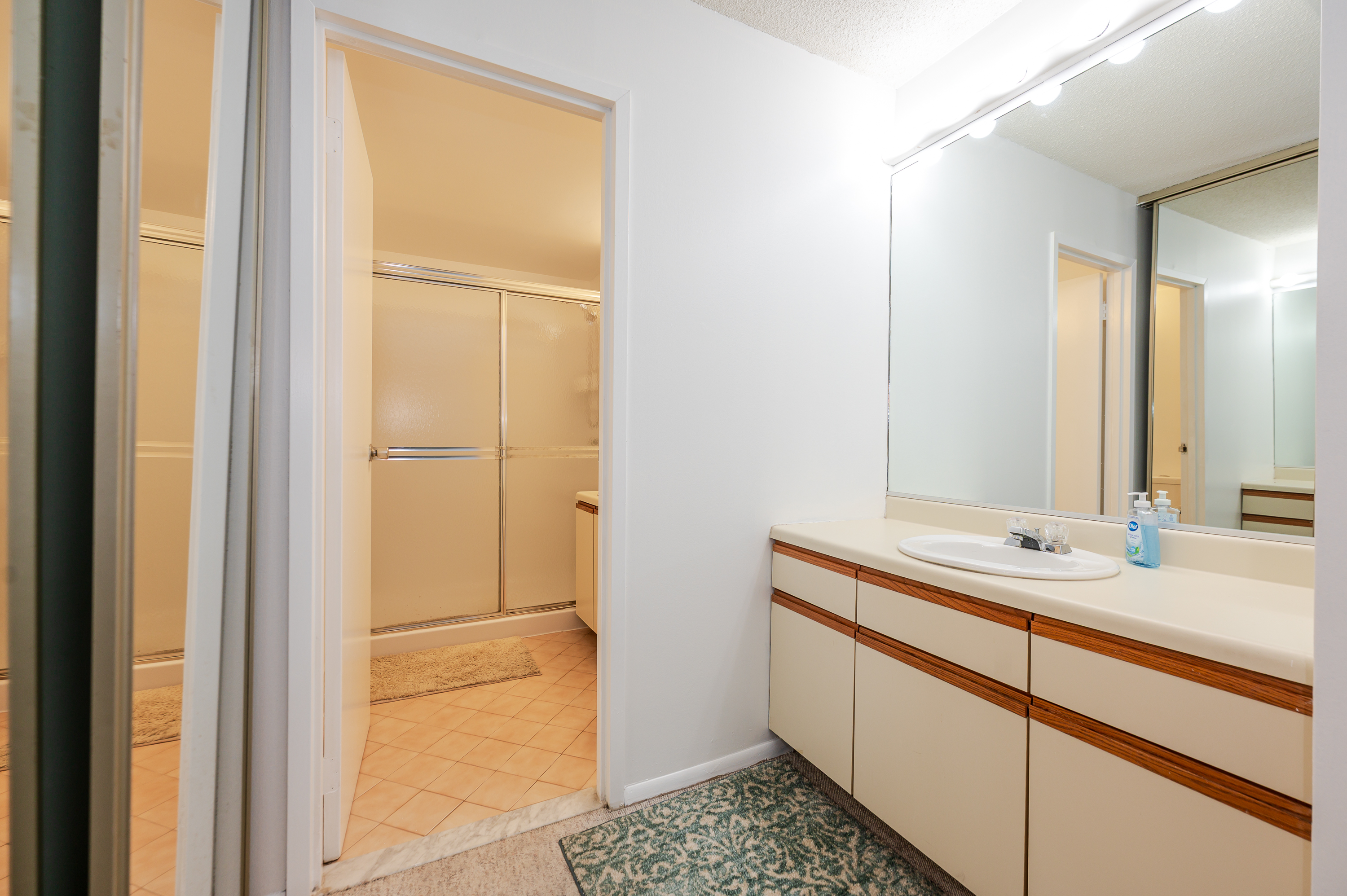 730 W Broadway Unit# 2J
