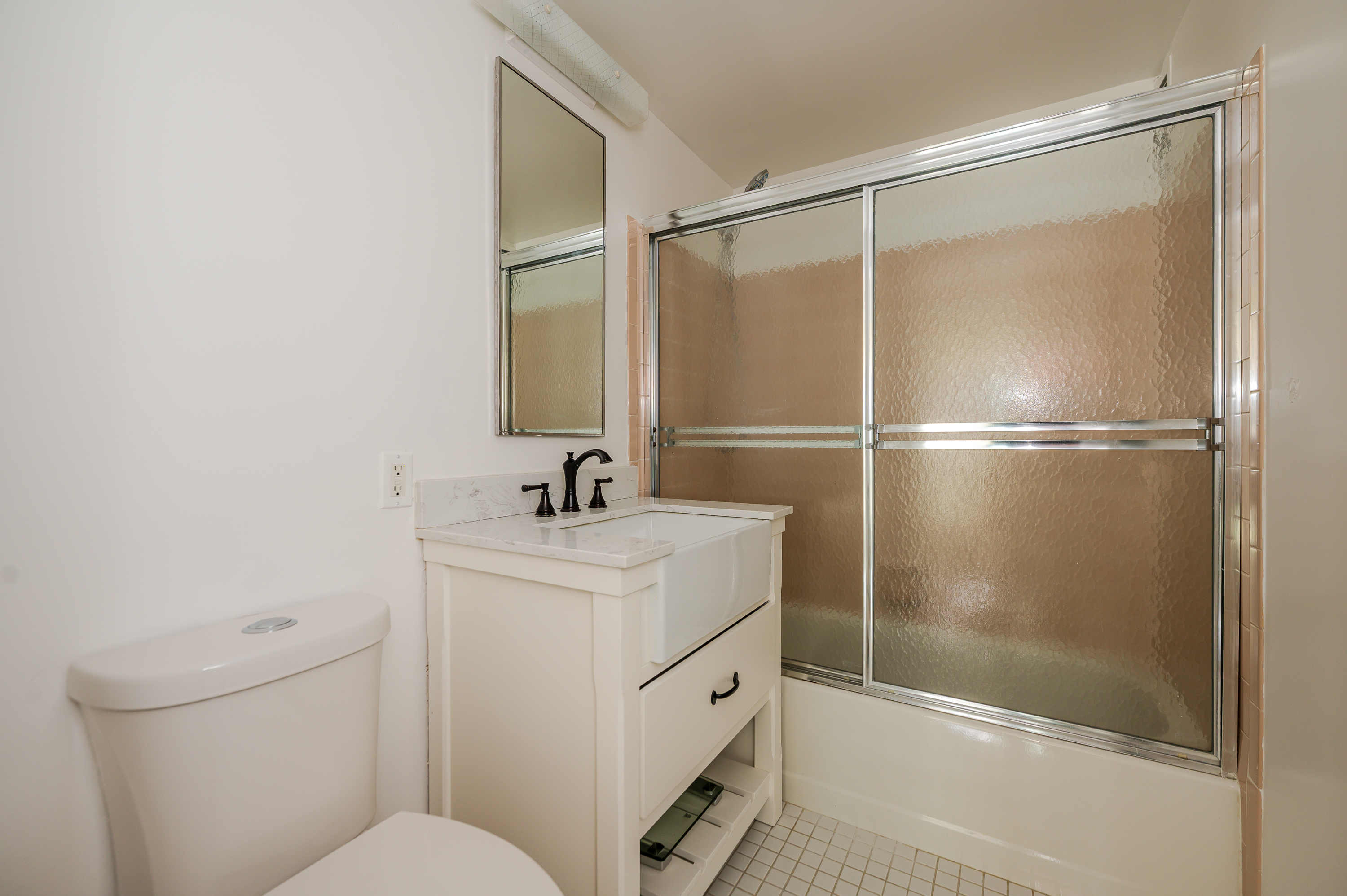 730 W Broadway Unit# 2J
