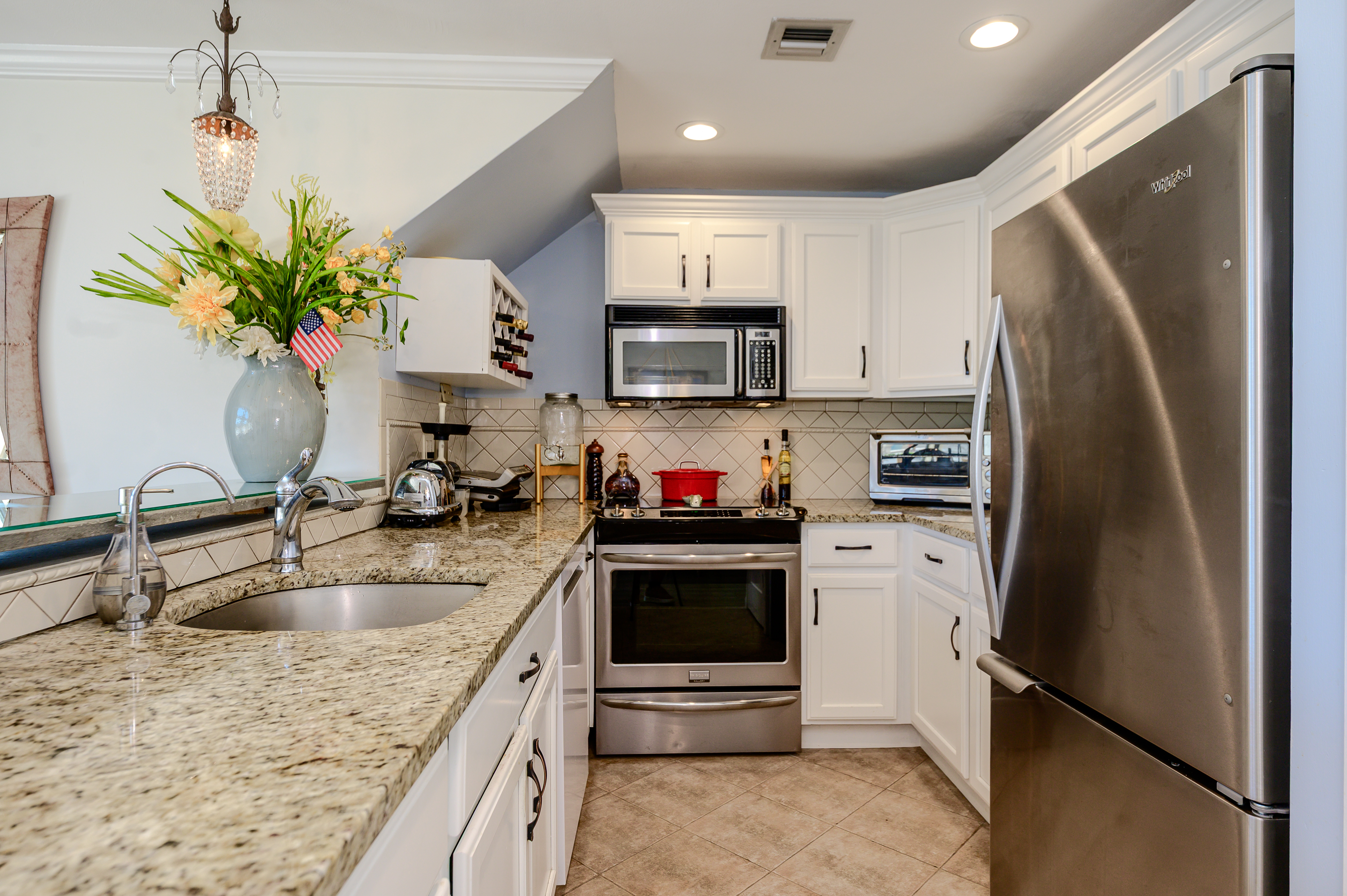 543 W Broadway Unit# A