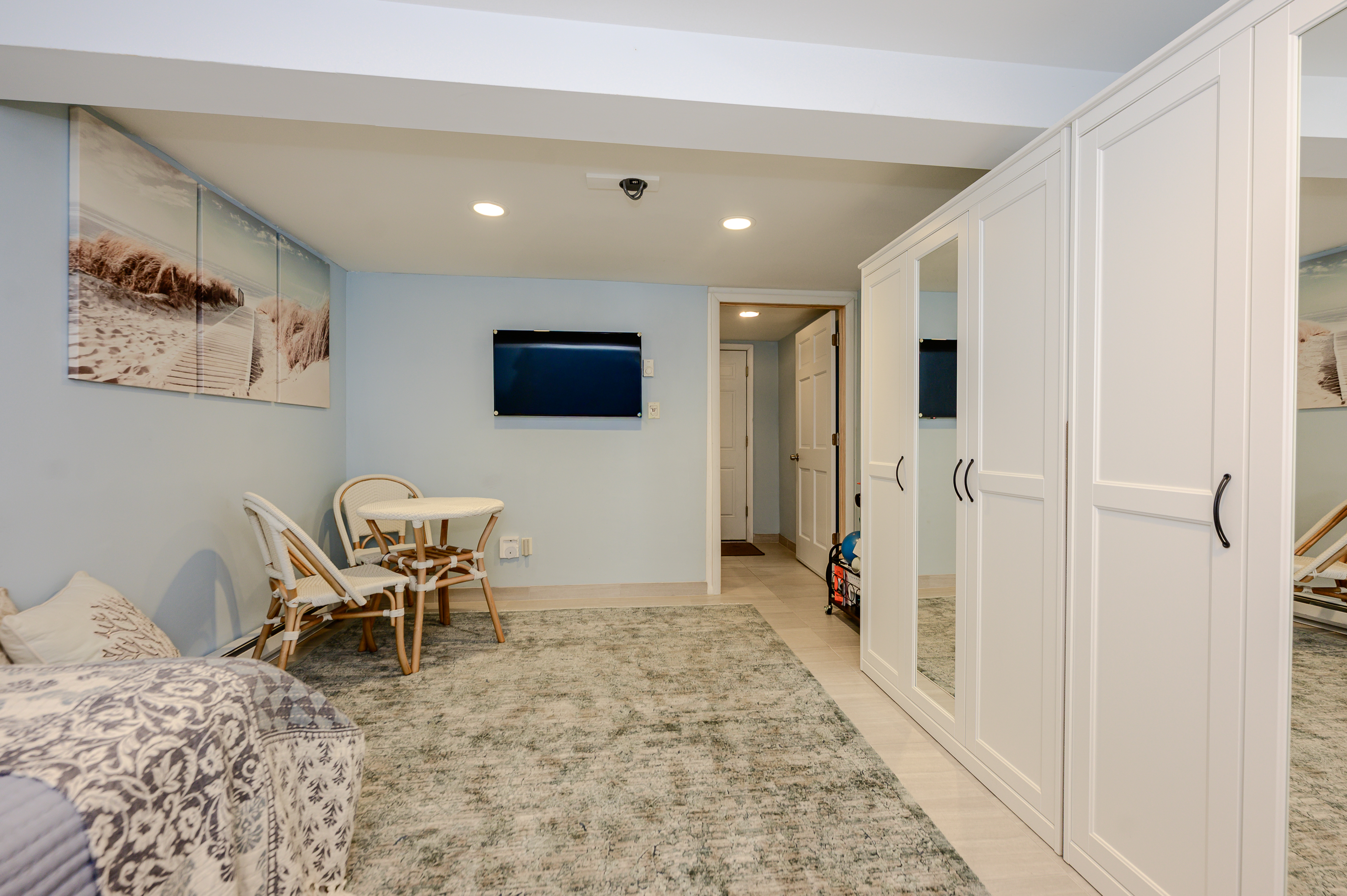 543 W Broadway Unit# A