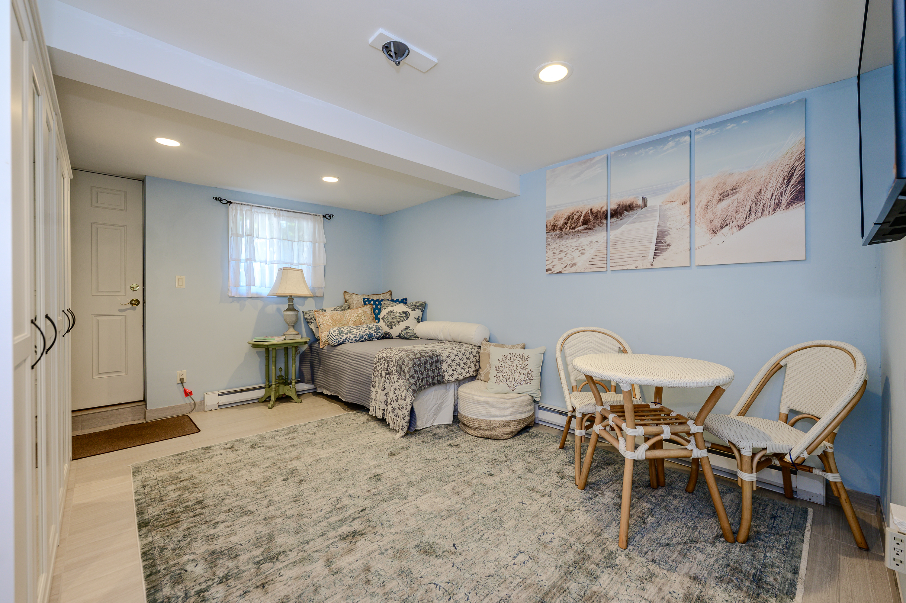 543 W Broadway Unit# A