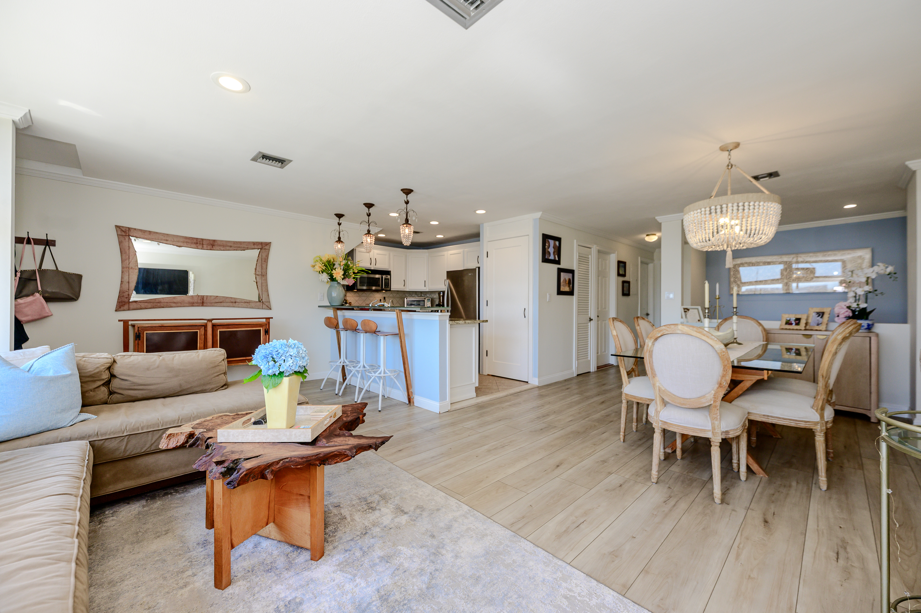543 W Broadway Unit# A