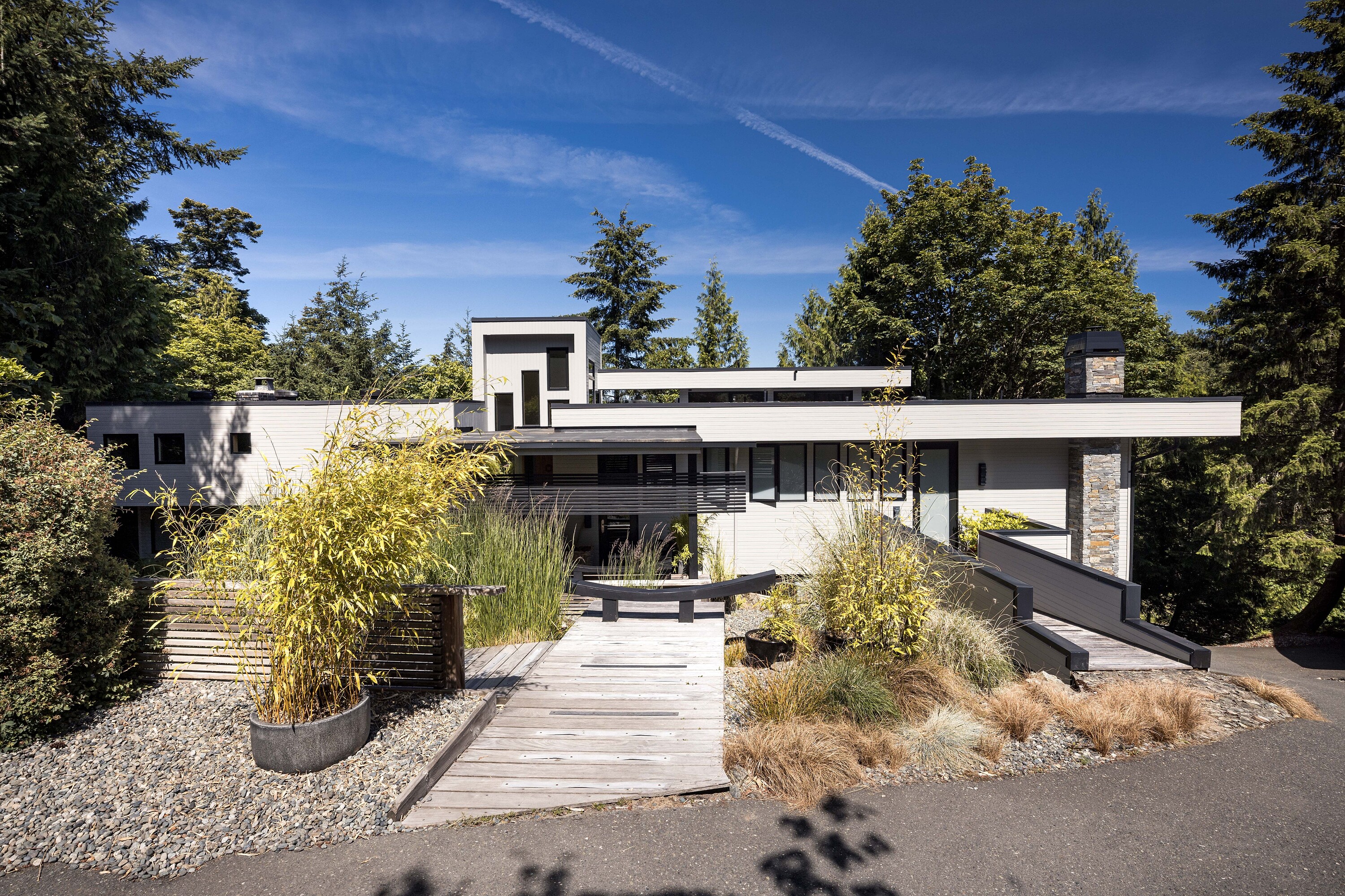 683 Steamer Drive