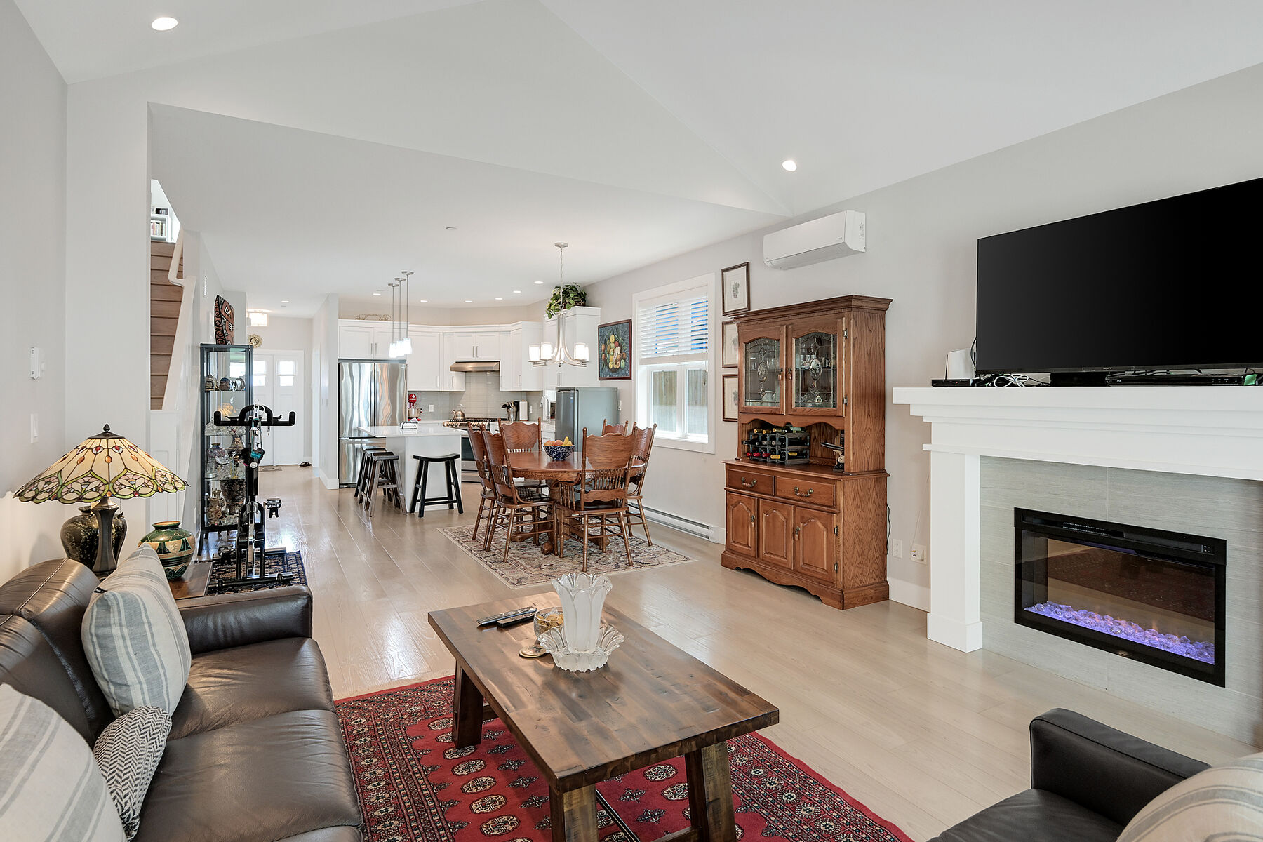 6524 Arranwood Drive