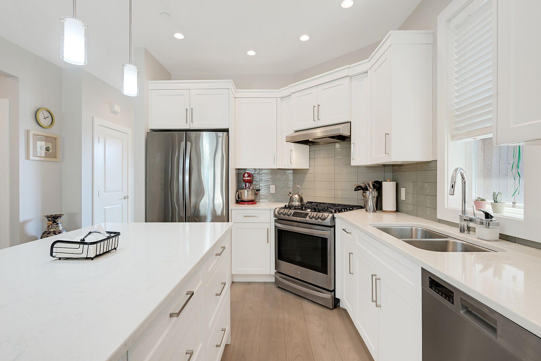 6524 Arranwood Drive