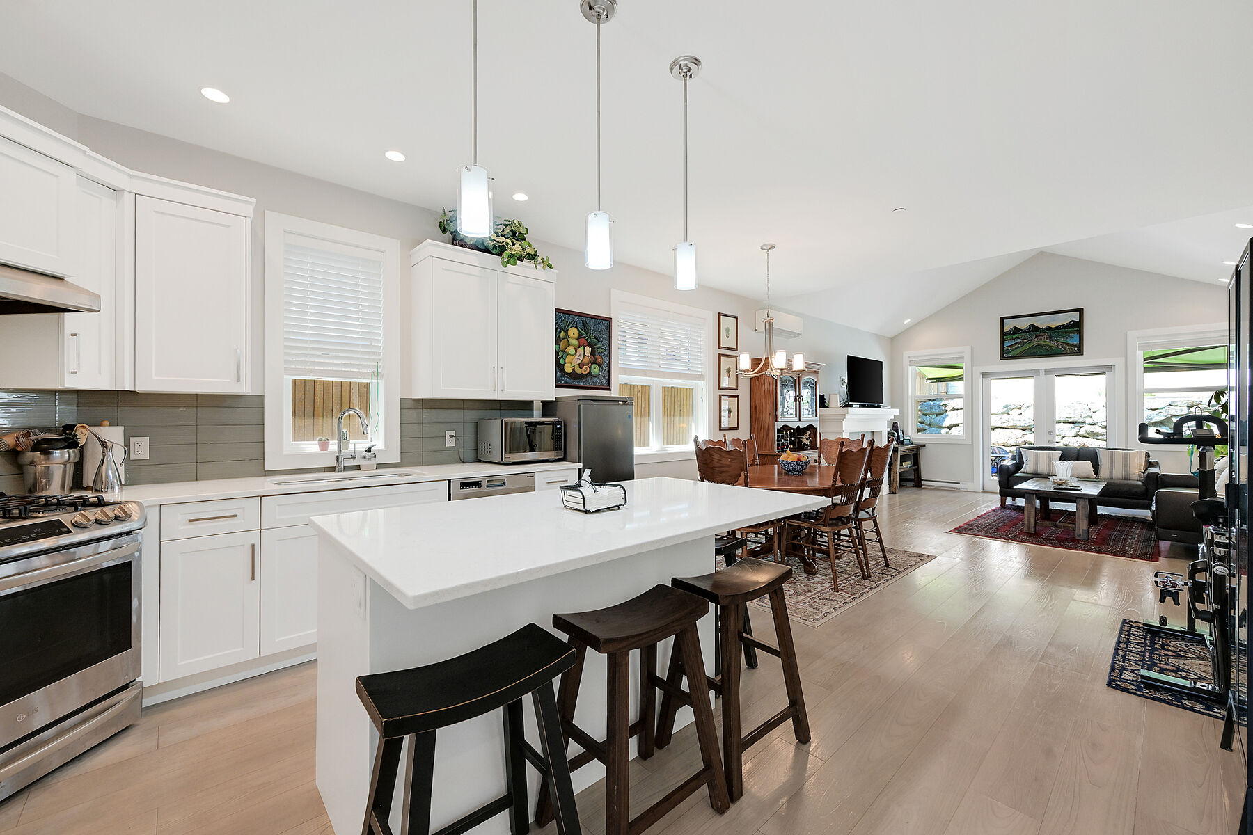 6524 Arranwood Drive