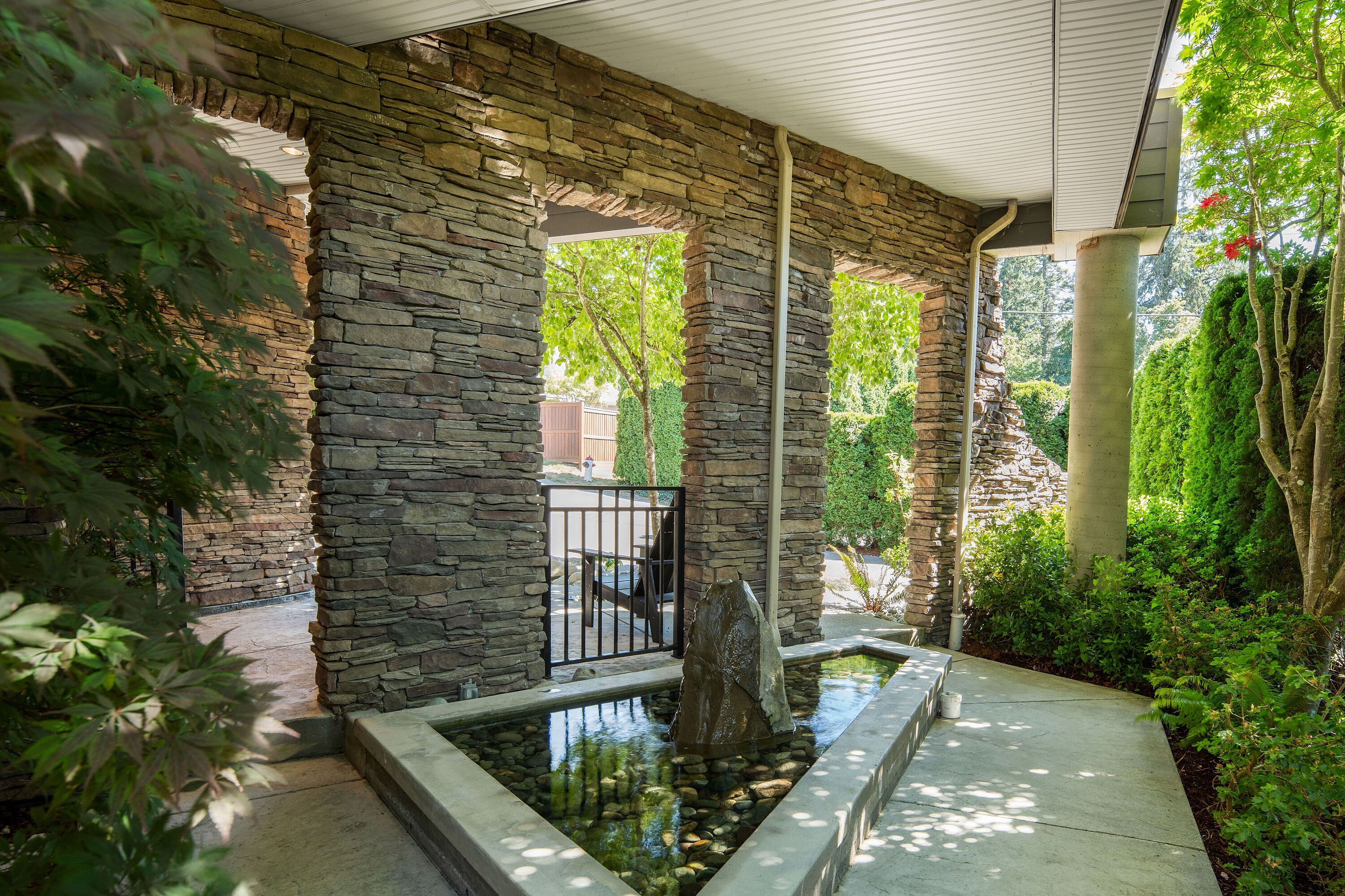 916 Grilse Lane
