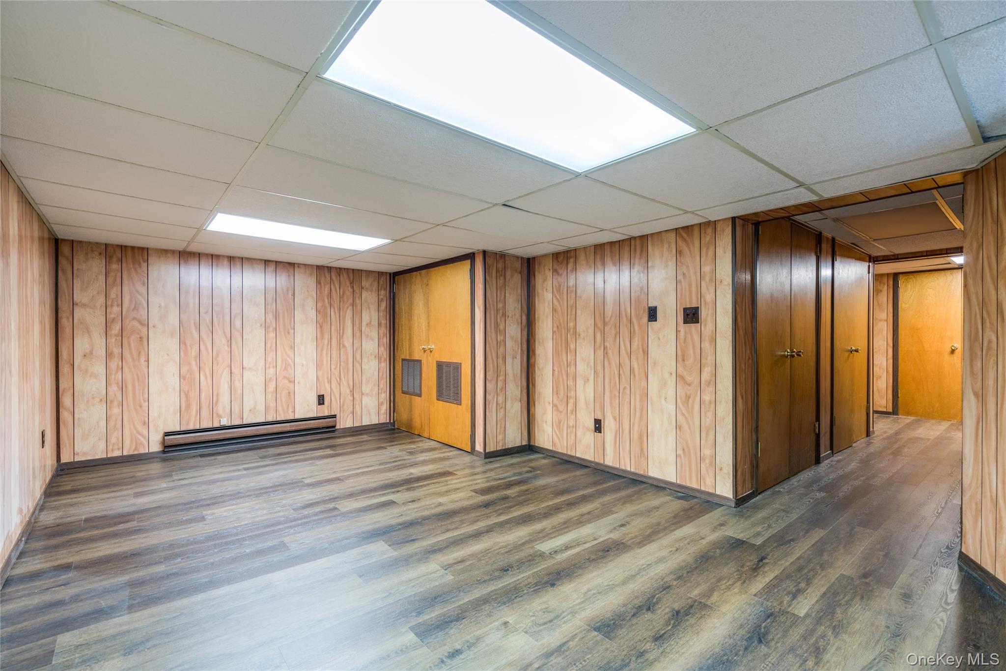 122 Woodlake Drive W 