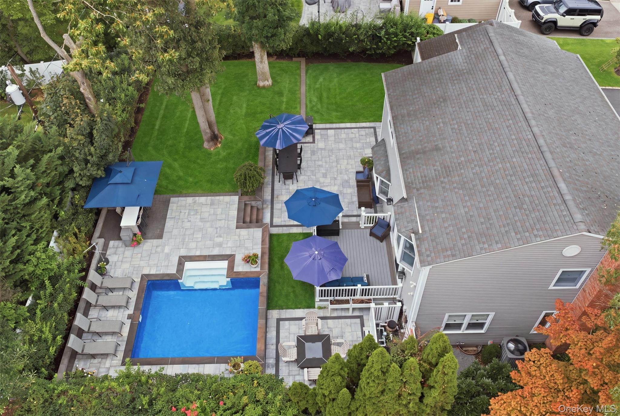 10 Hilltop Lane