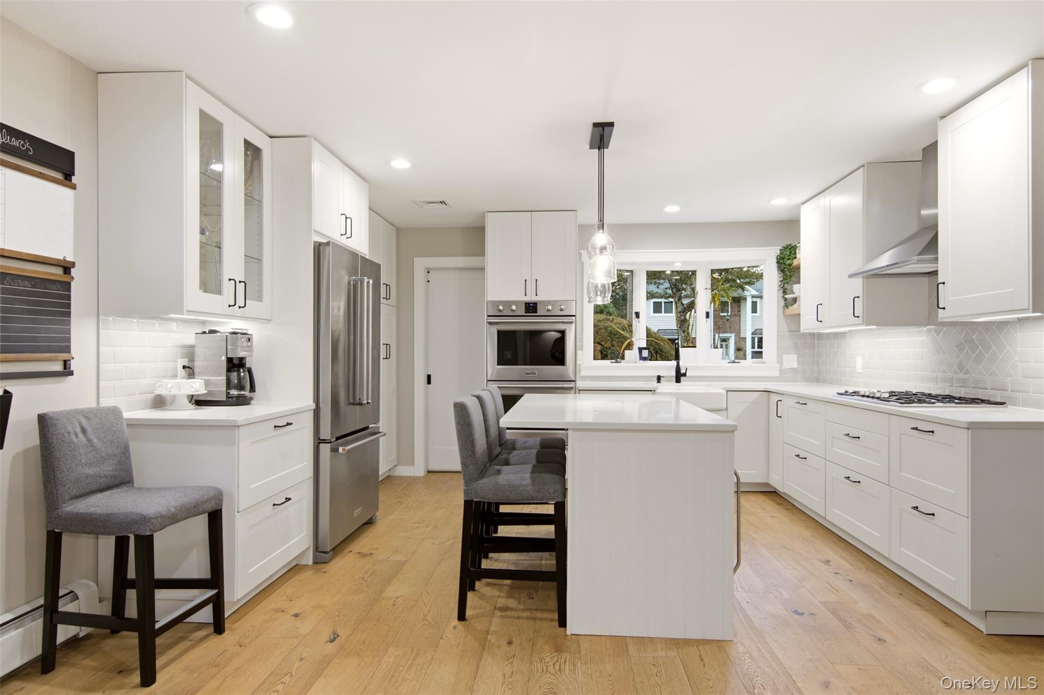 10 Hilltop Lane