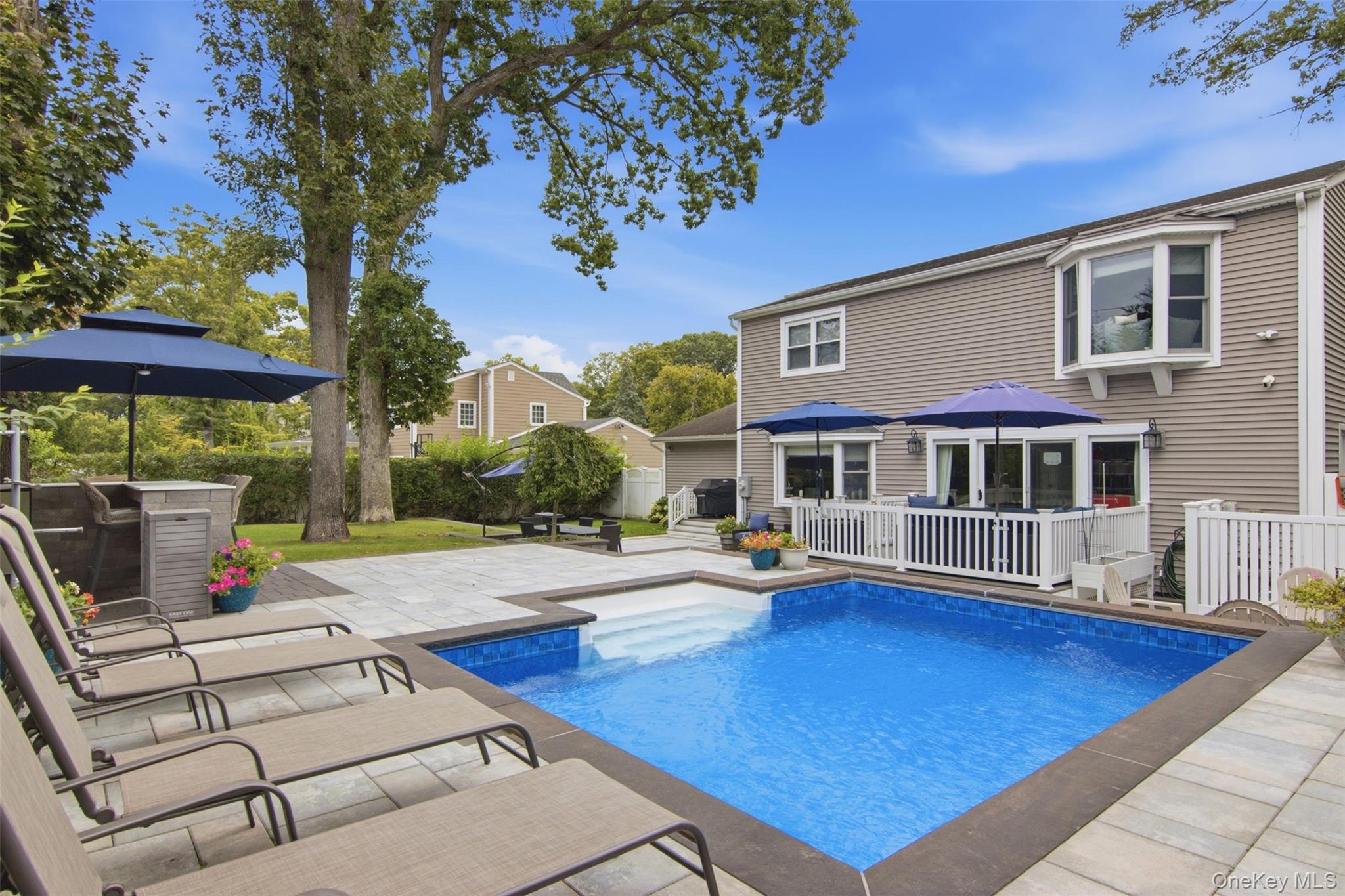 10 Hilltop Lane