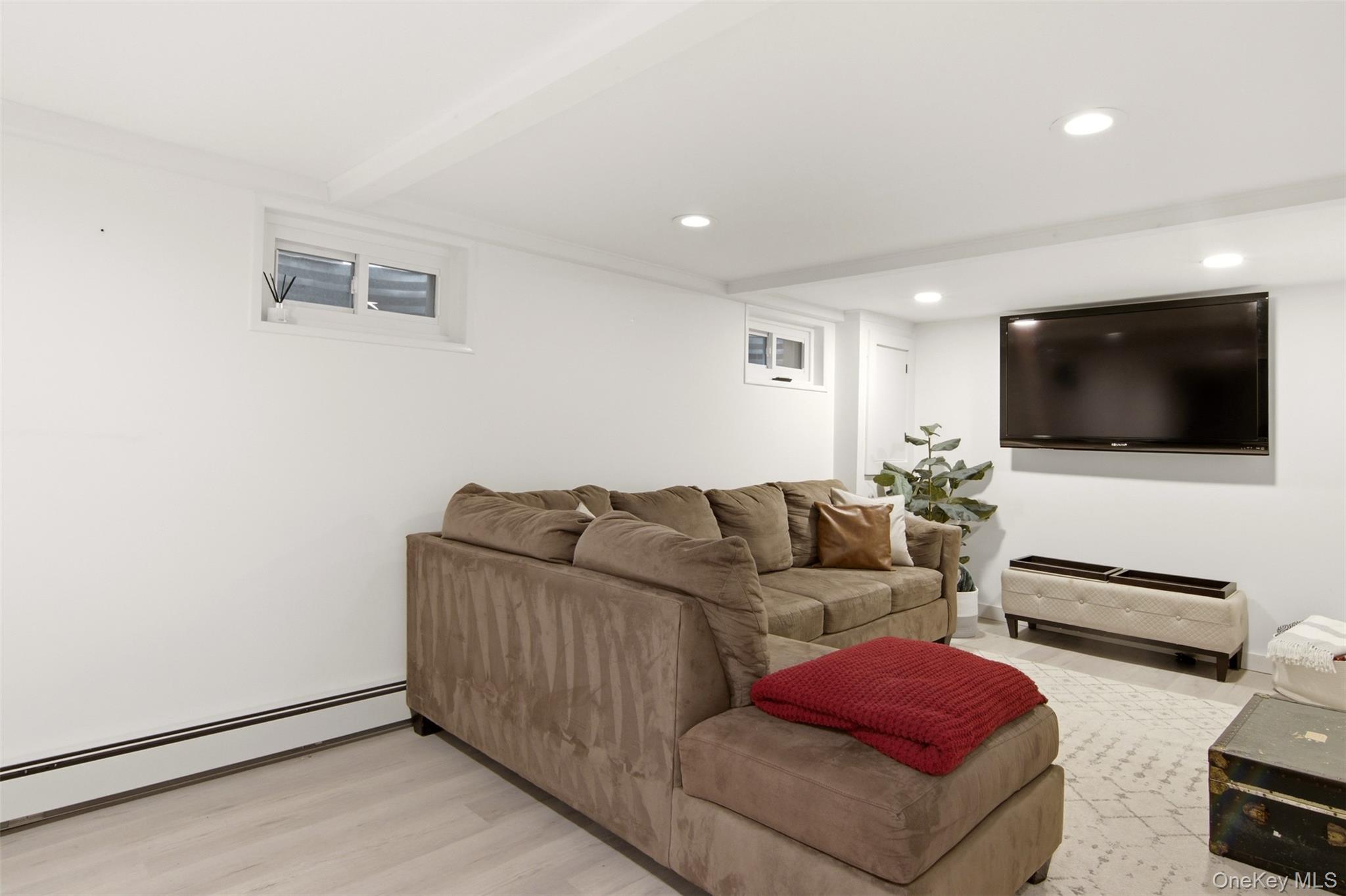 10 Hilltop Lane