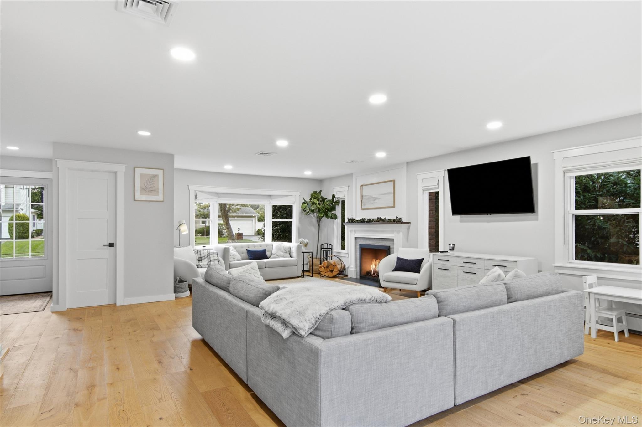 10 Hilltop Lane