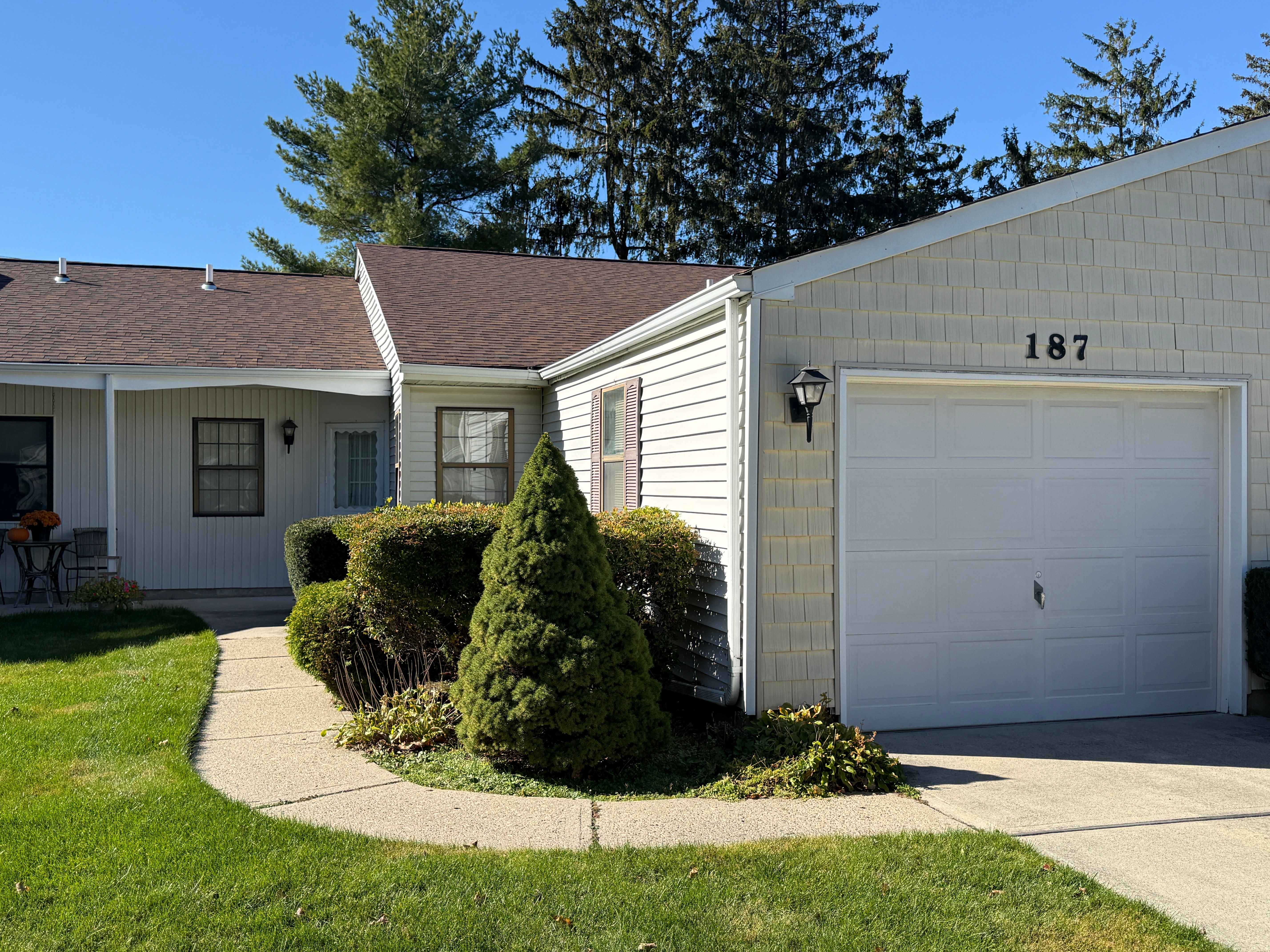 187 Knolls Drive