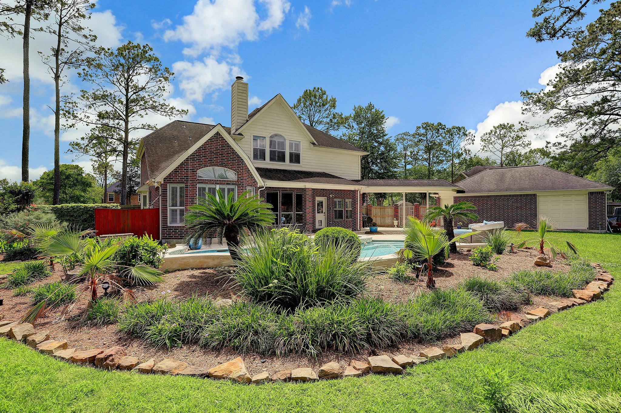 305 Tall Timbers Way