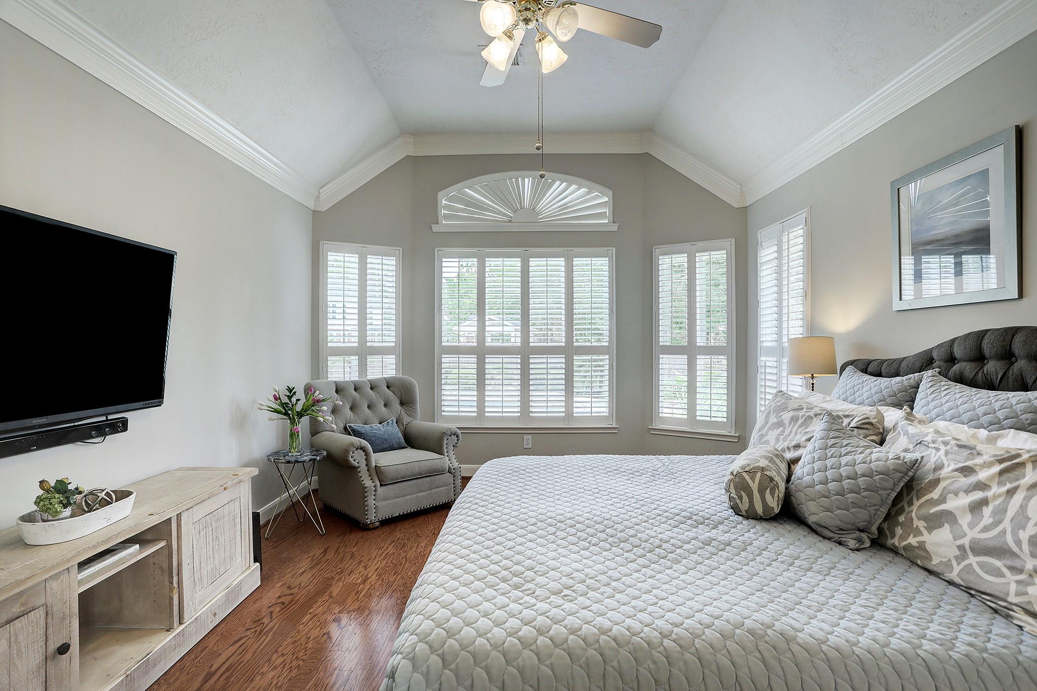 305 Tall Timbers Way