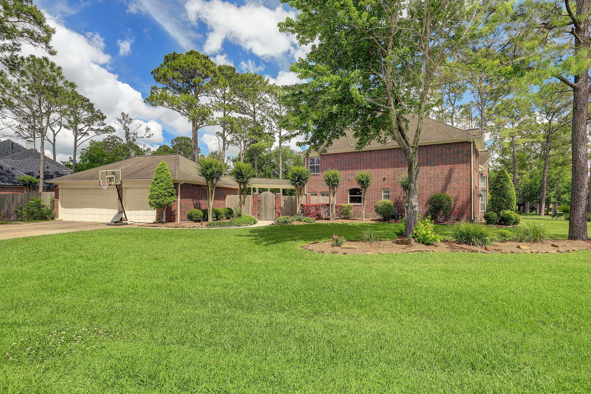 305 Tall Timbers Way