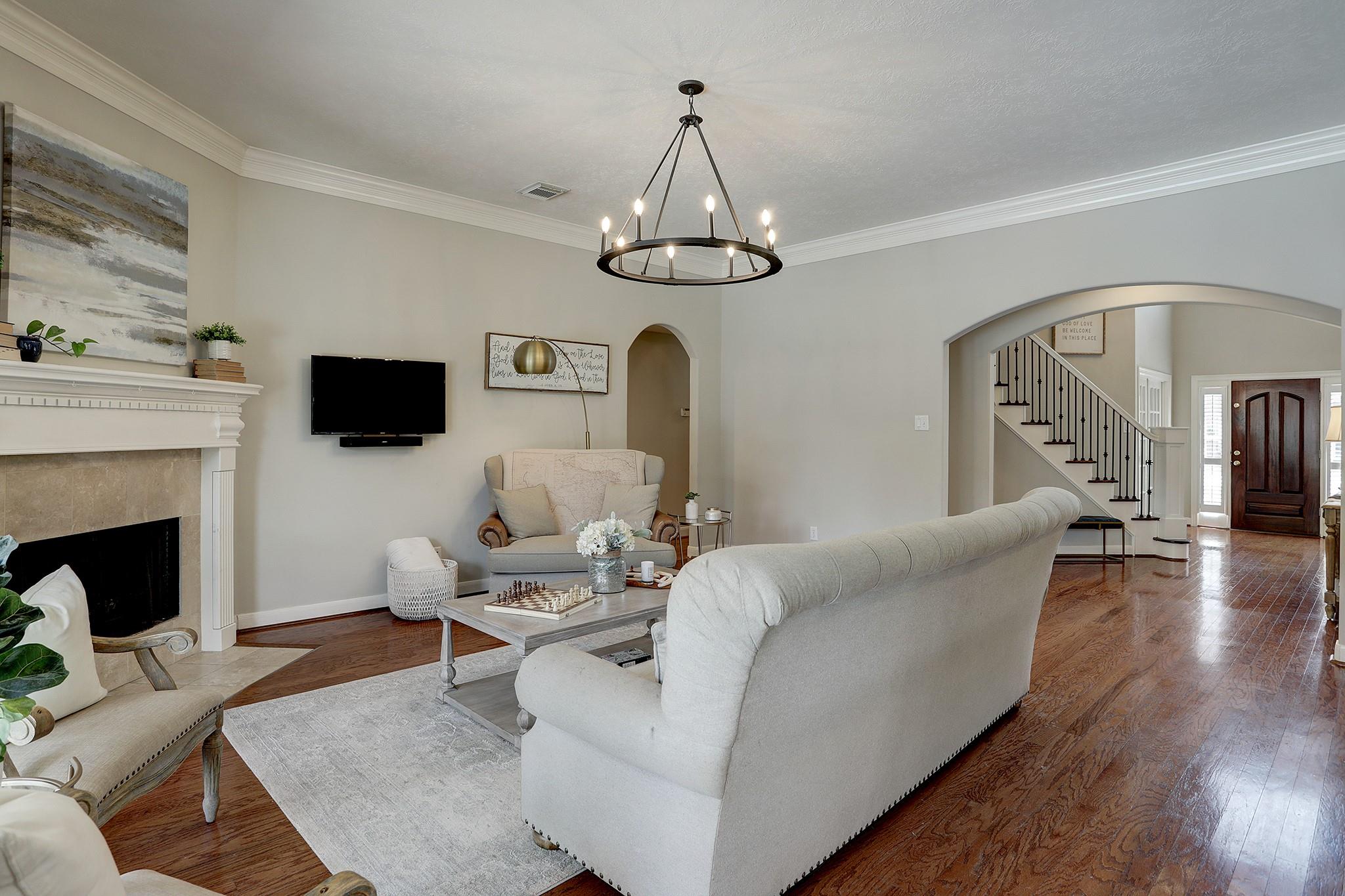 305 Tall Timbers Way