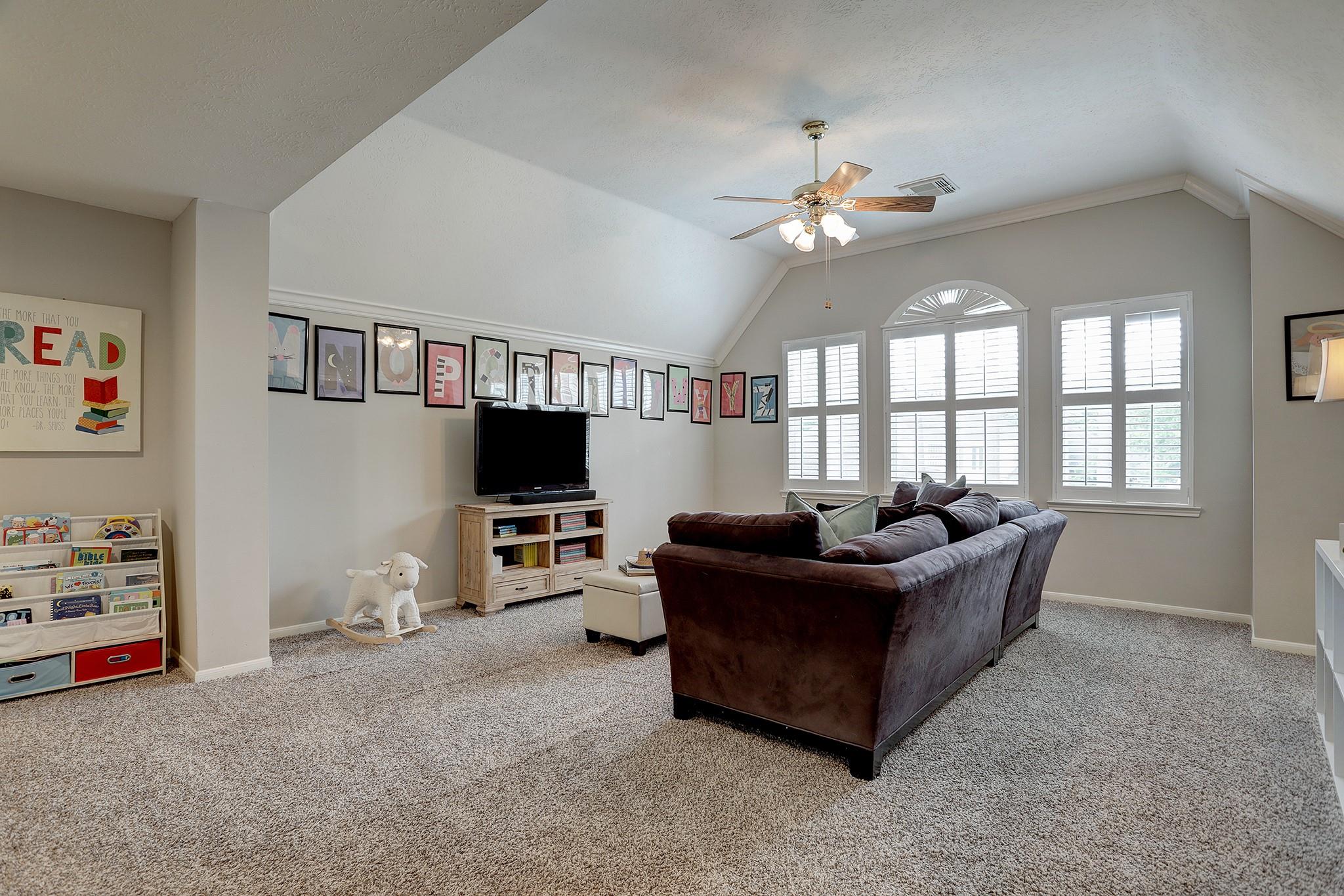 305 Tall Timbers Way