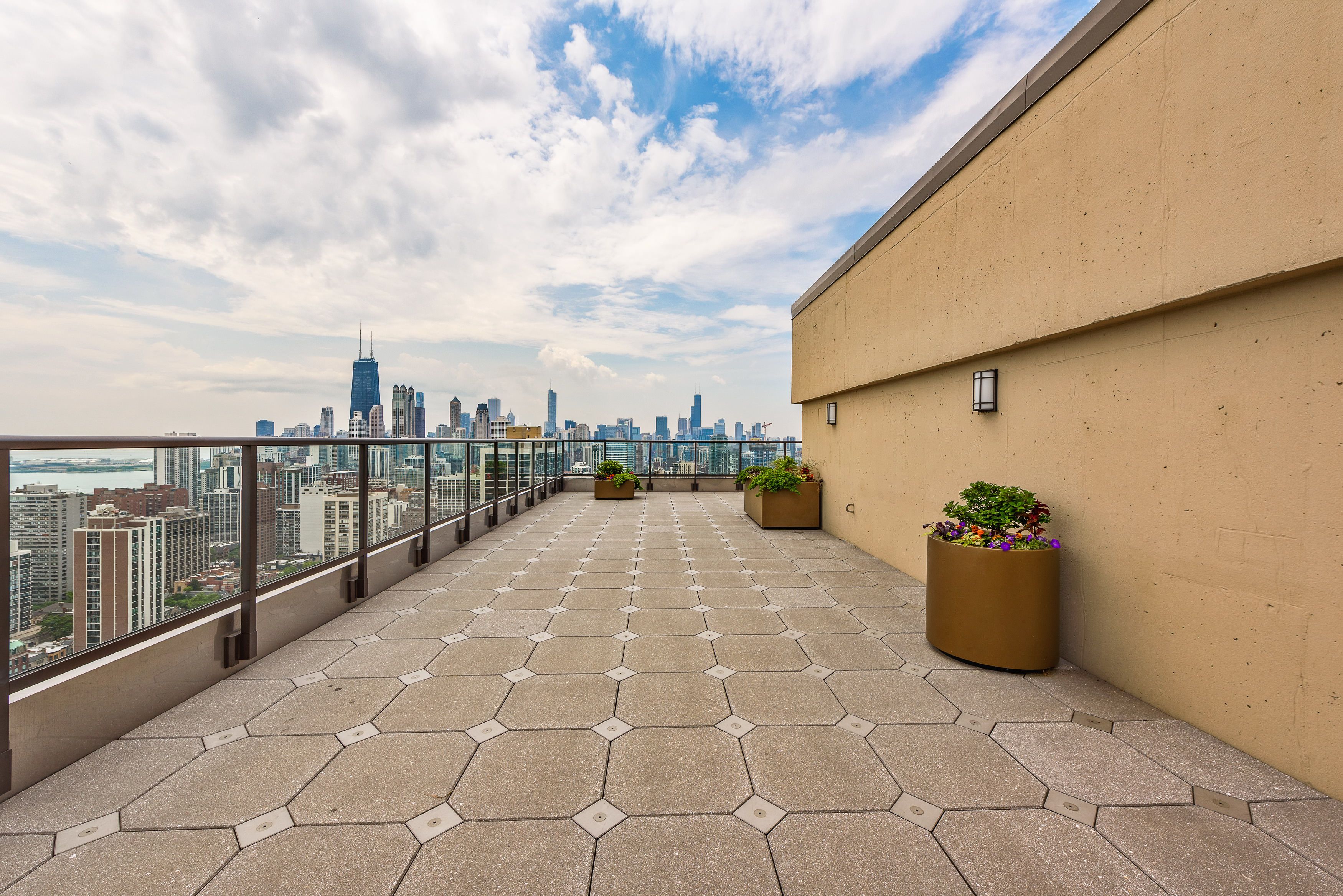 1660 N LaSalle 1510 