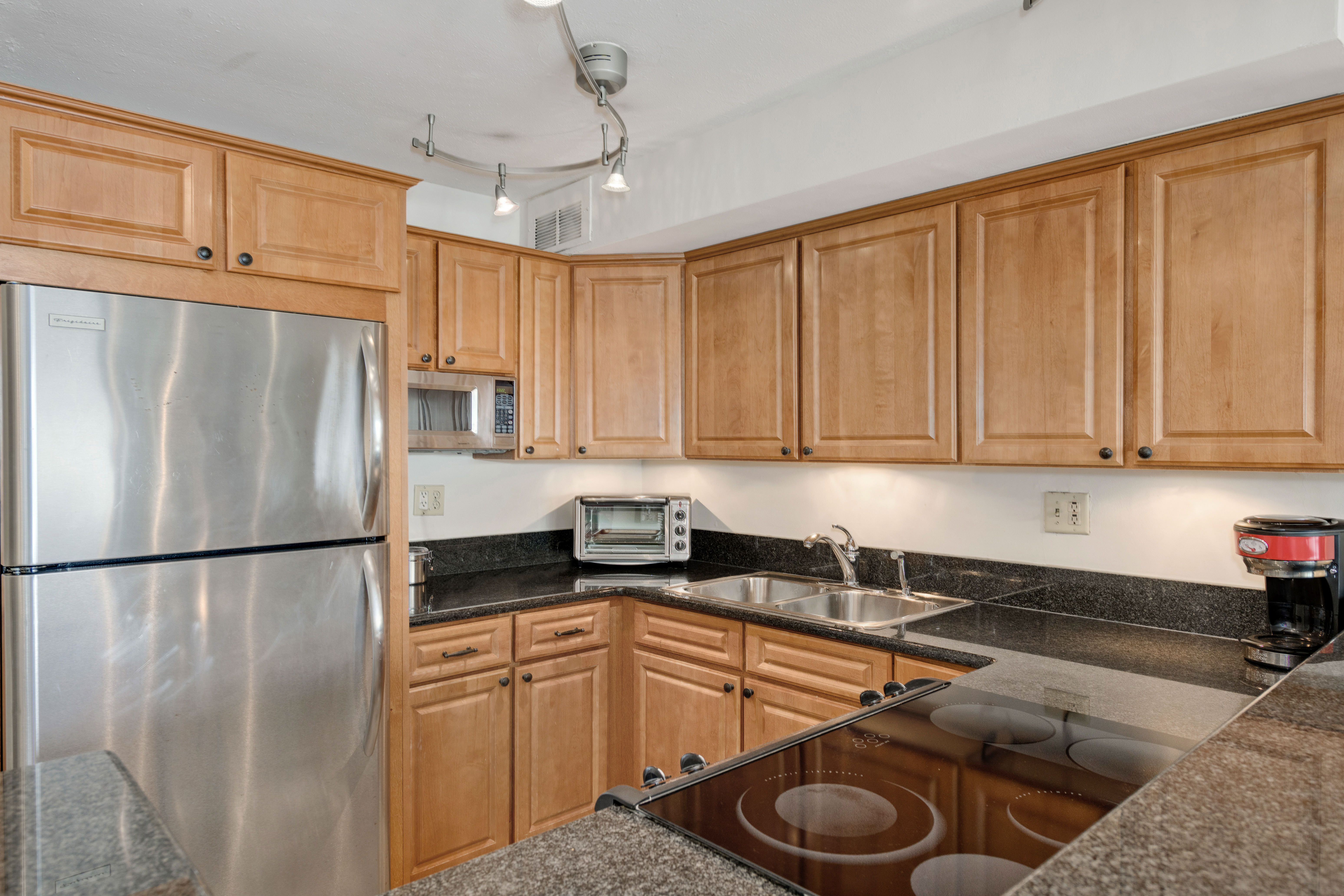 3100 N Lake Shore 1804 