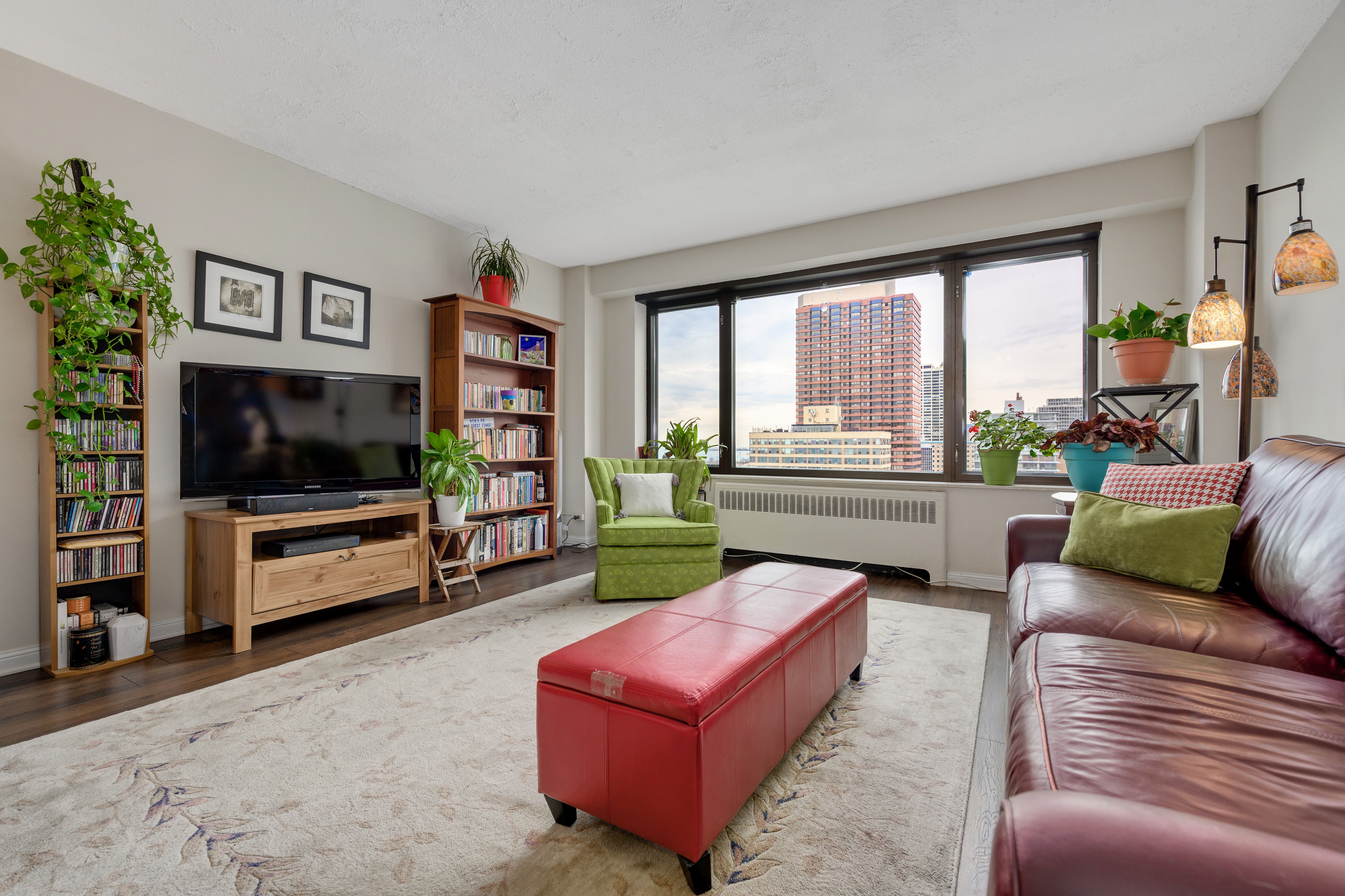 3100 N Lake Shore 1804 