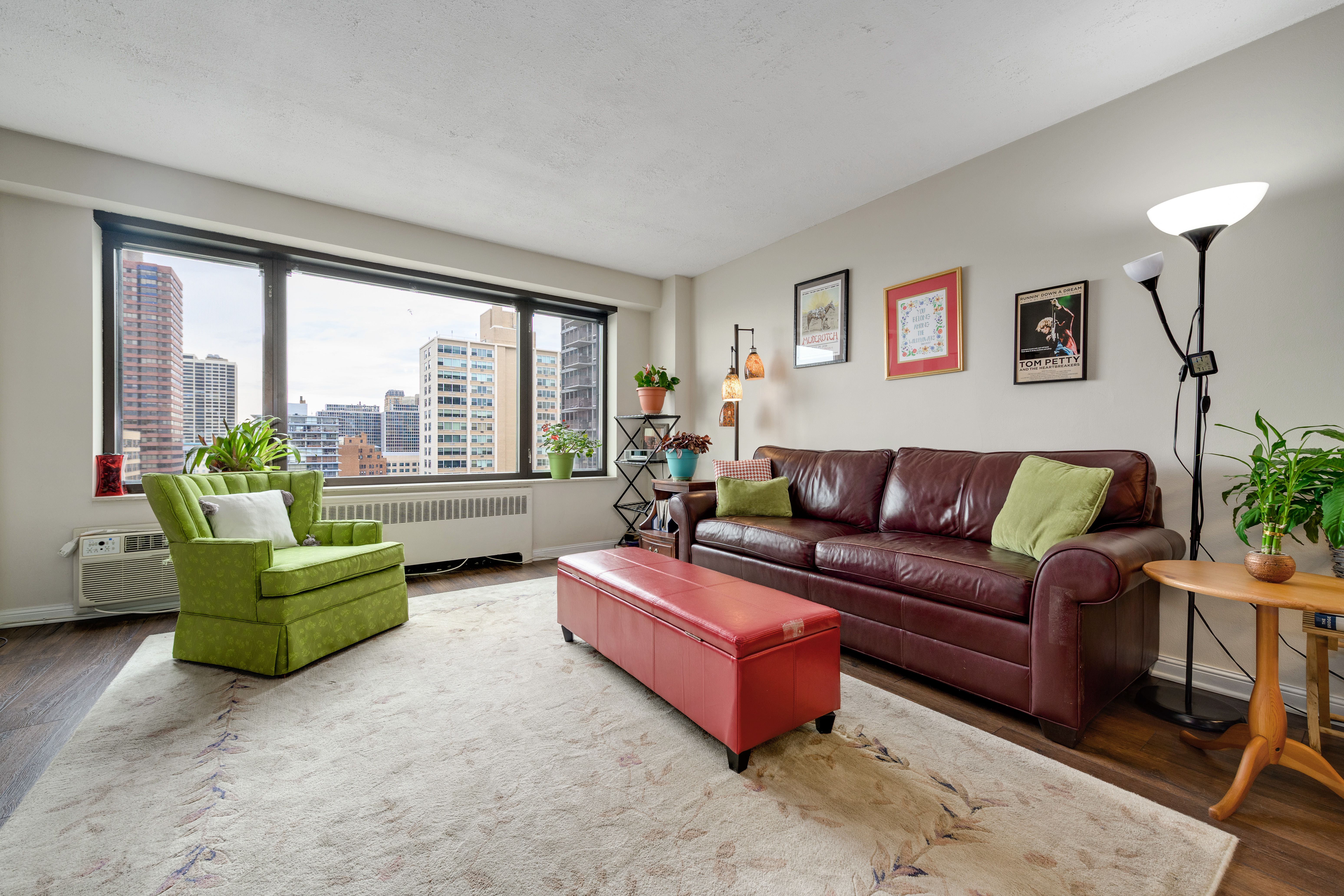 3100 N Lake Shore 1804 