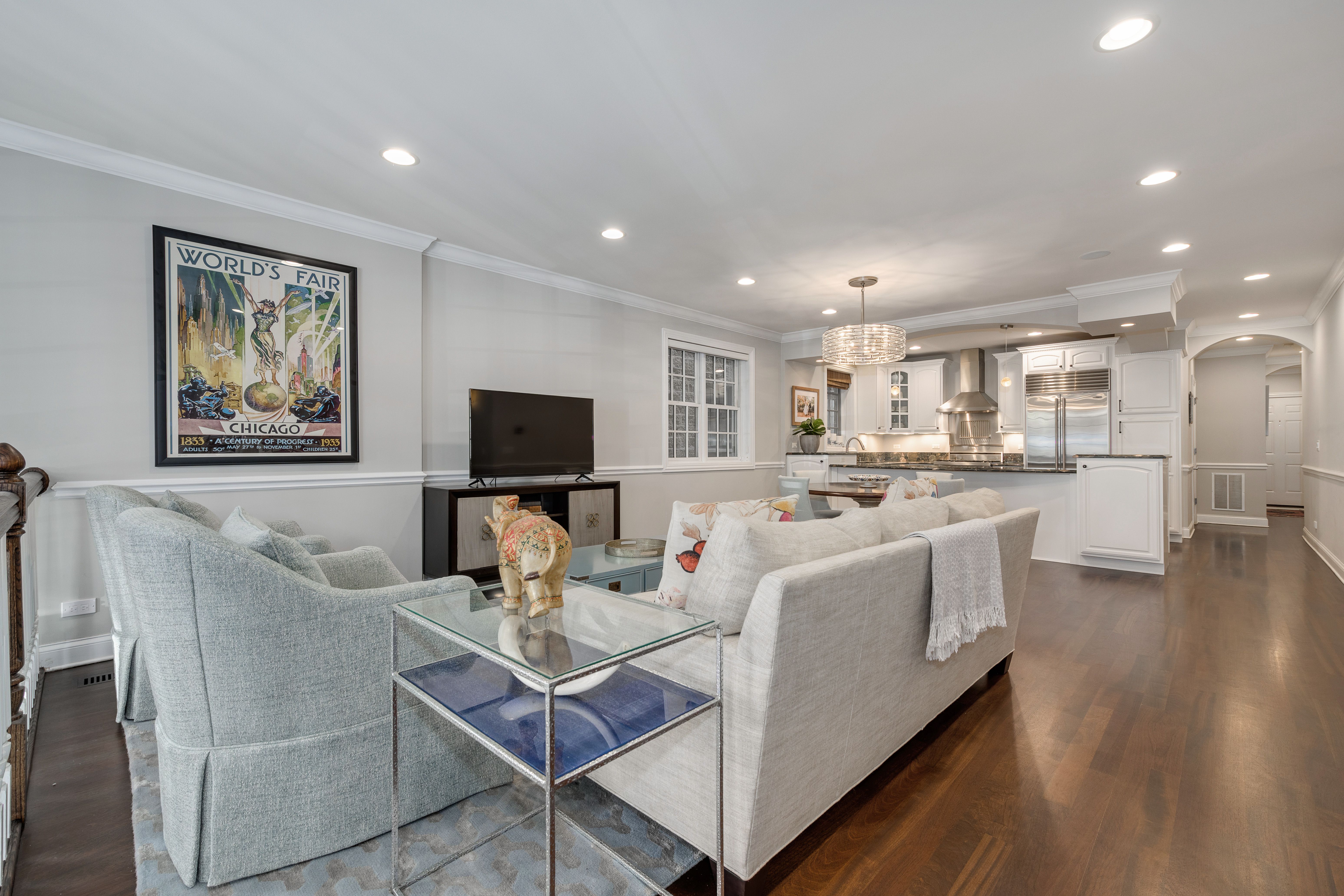 3247 N Kenmore 1N 