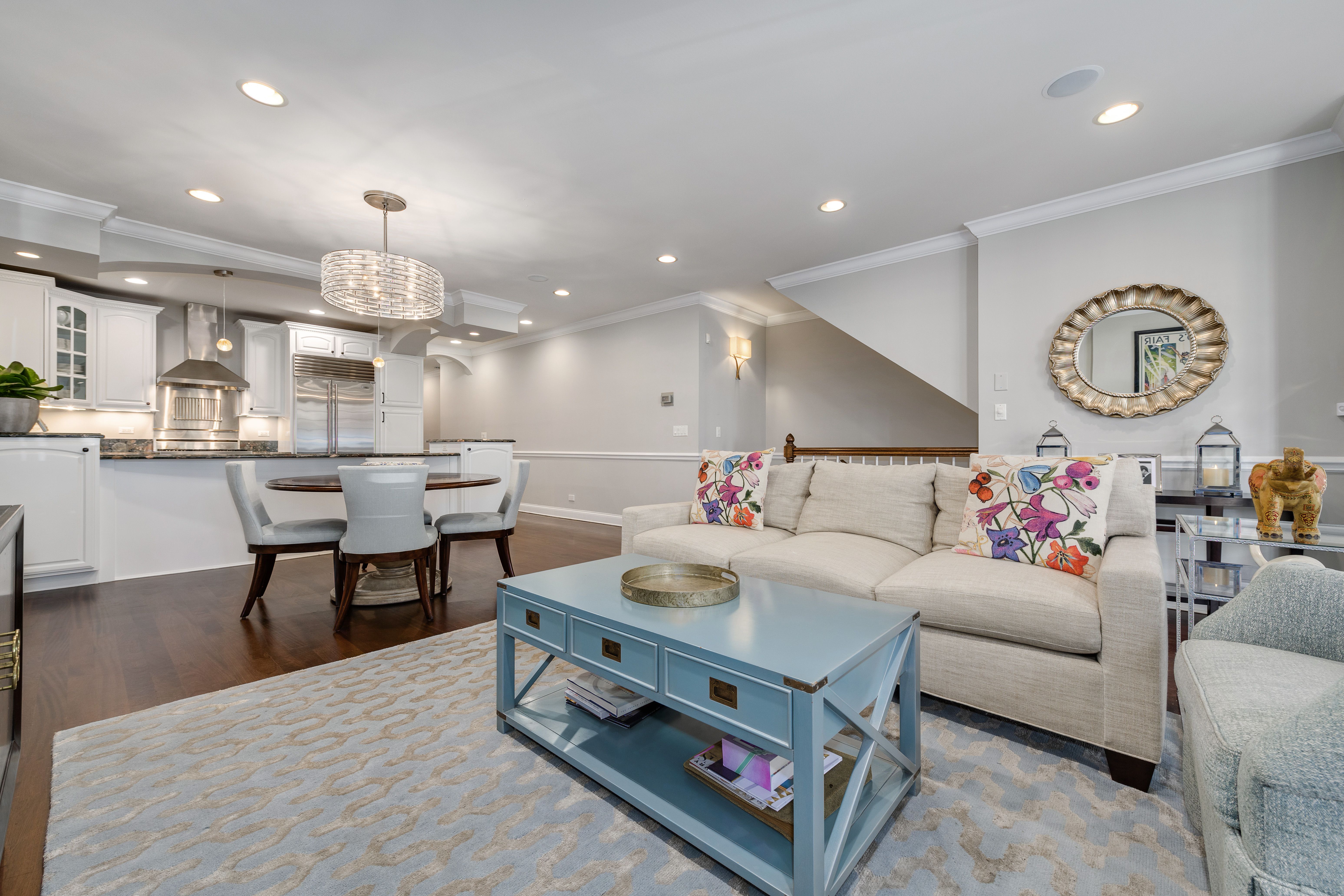 3247 N Kenmore 1N 
