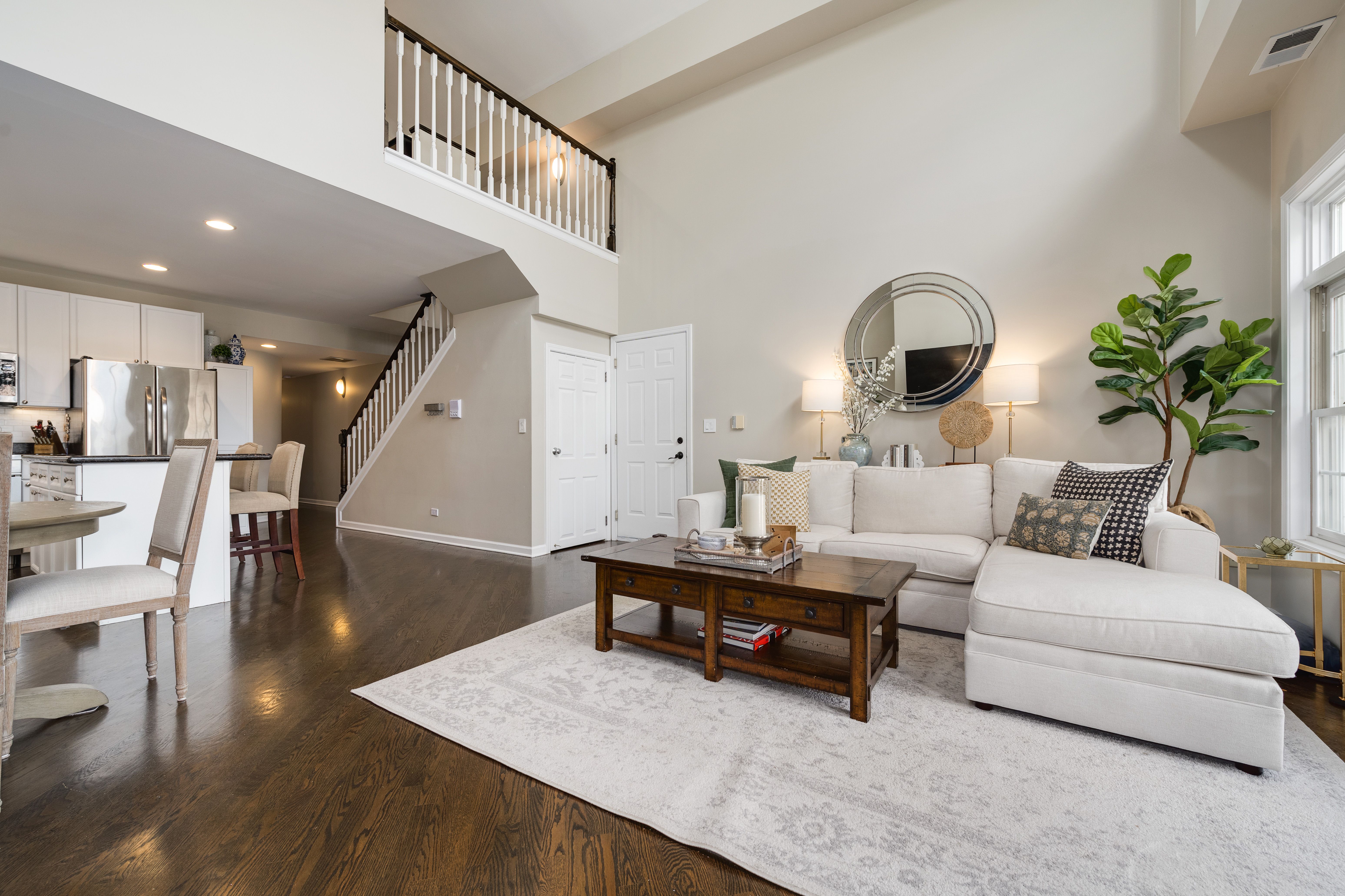 1125 W Wrightwood 3E 
