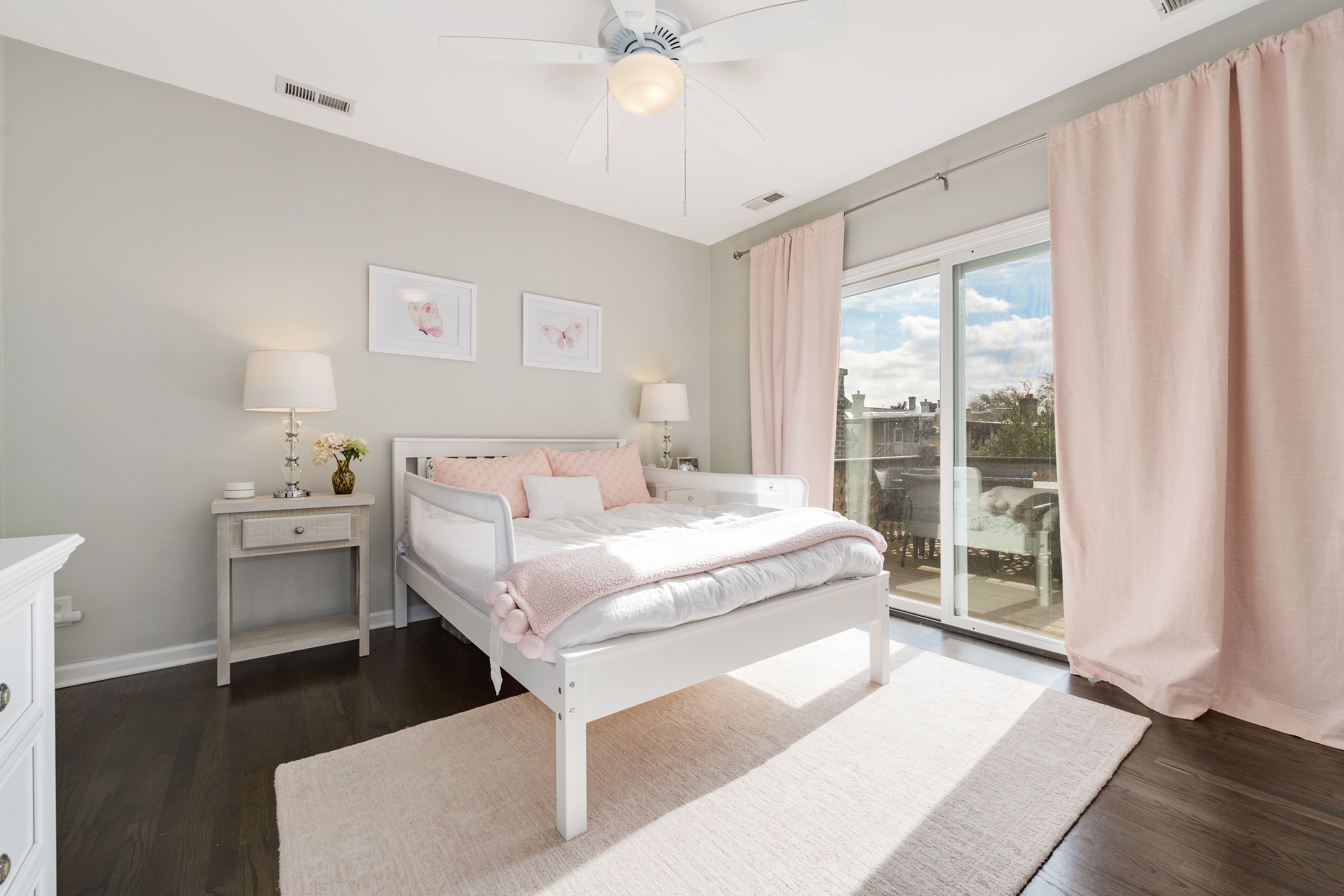 1125 W Wrightwood 3E 