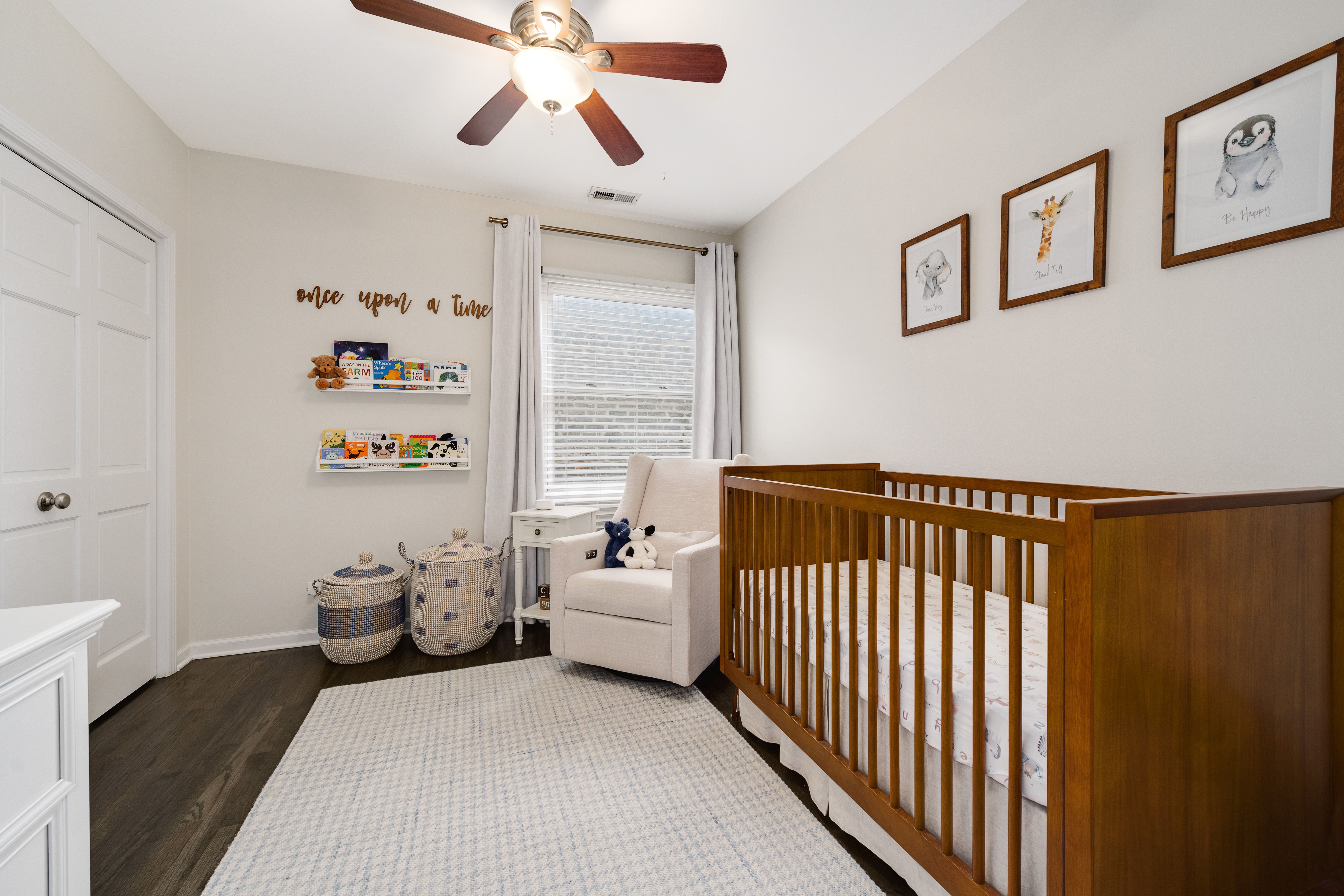 1125 W Wrightwood 3E 