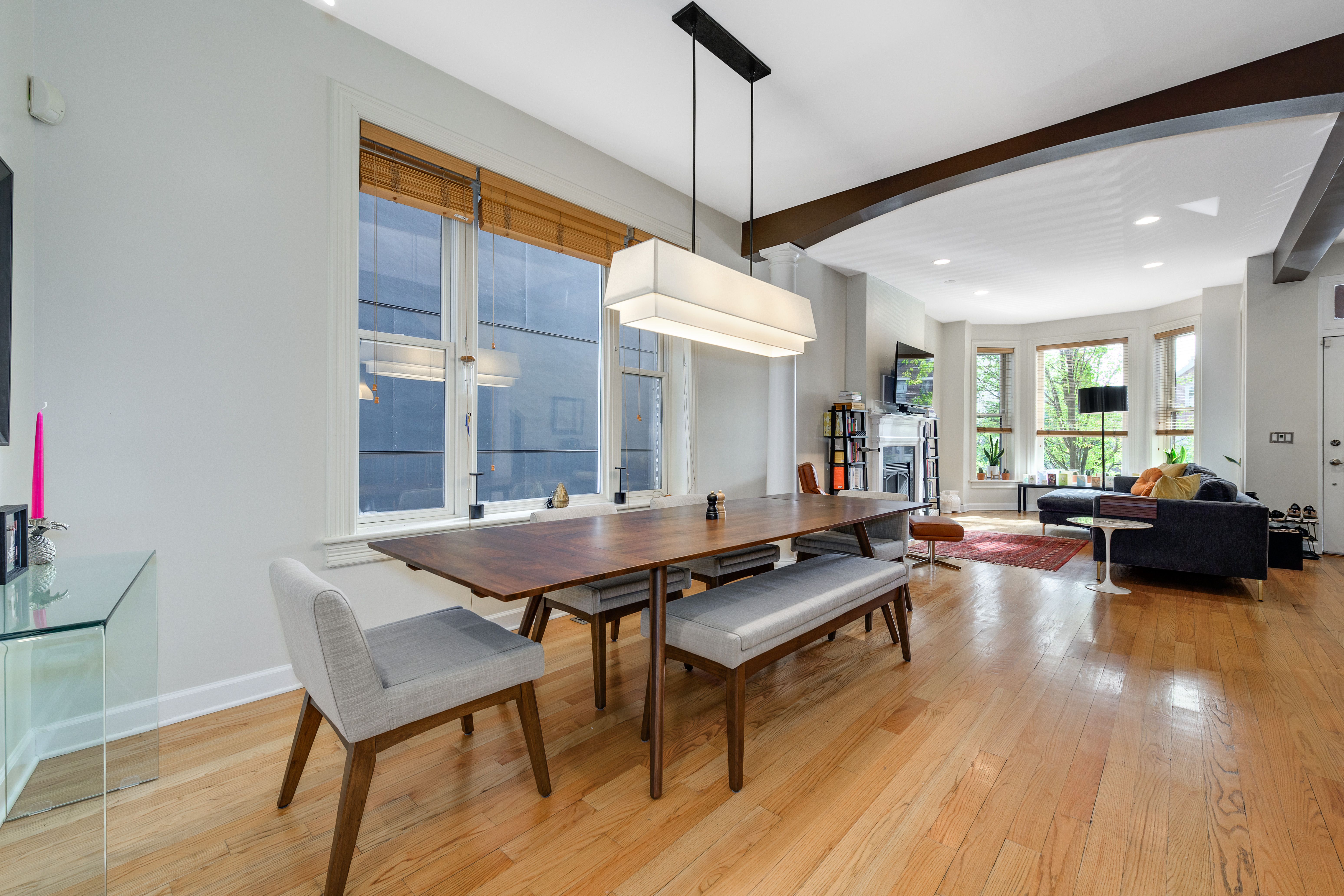 2038 W Huron 