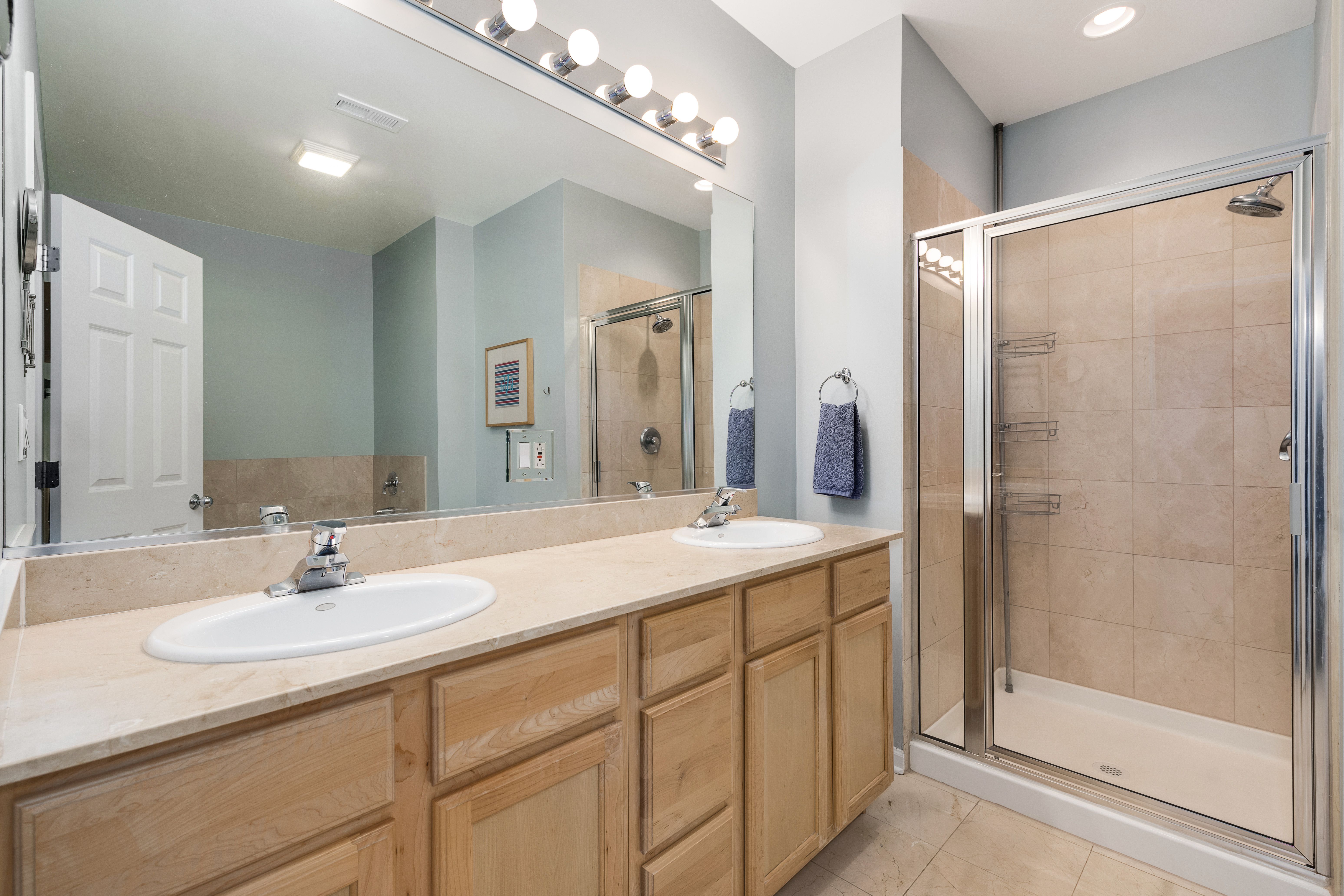 4157 N Kenmore 4N 