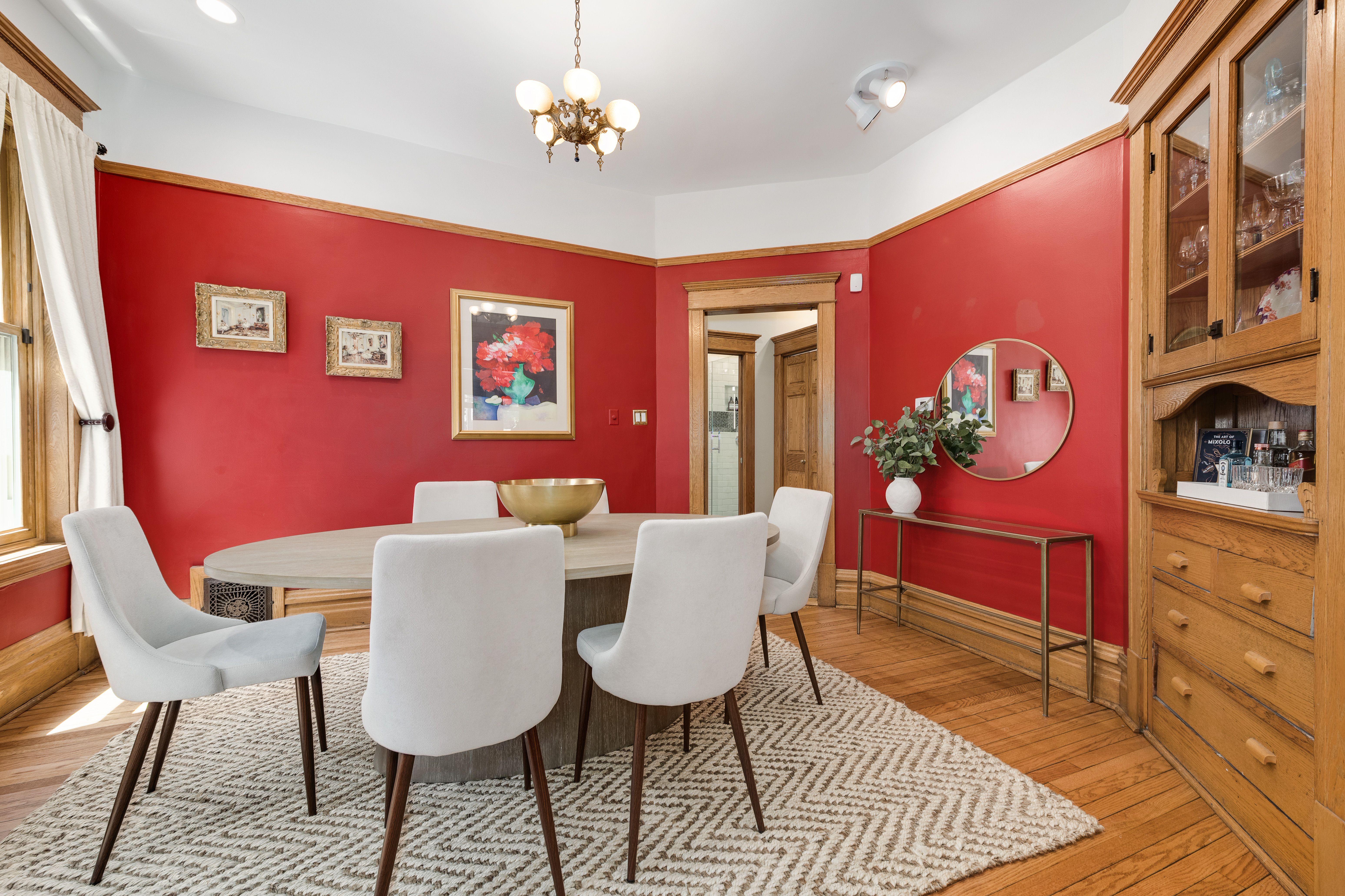4338 N Ashland 