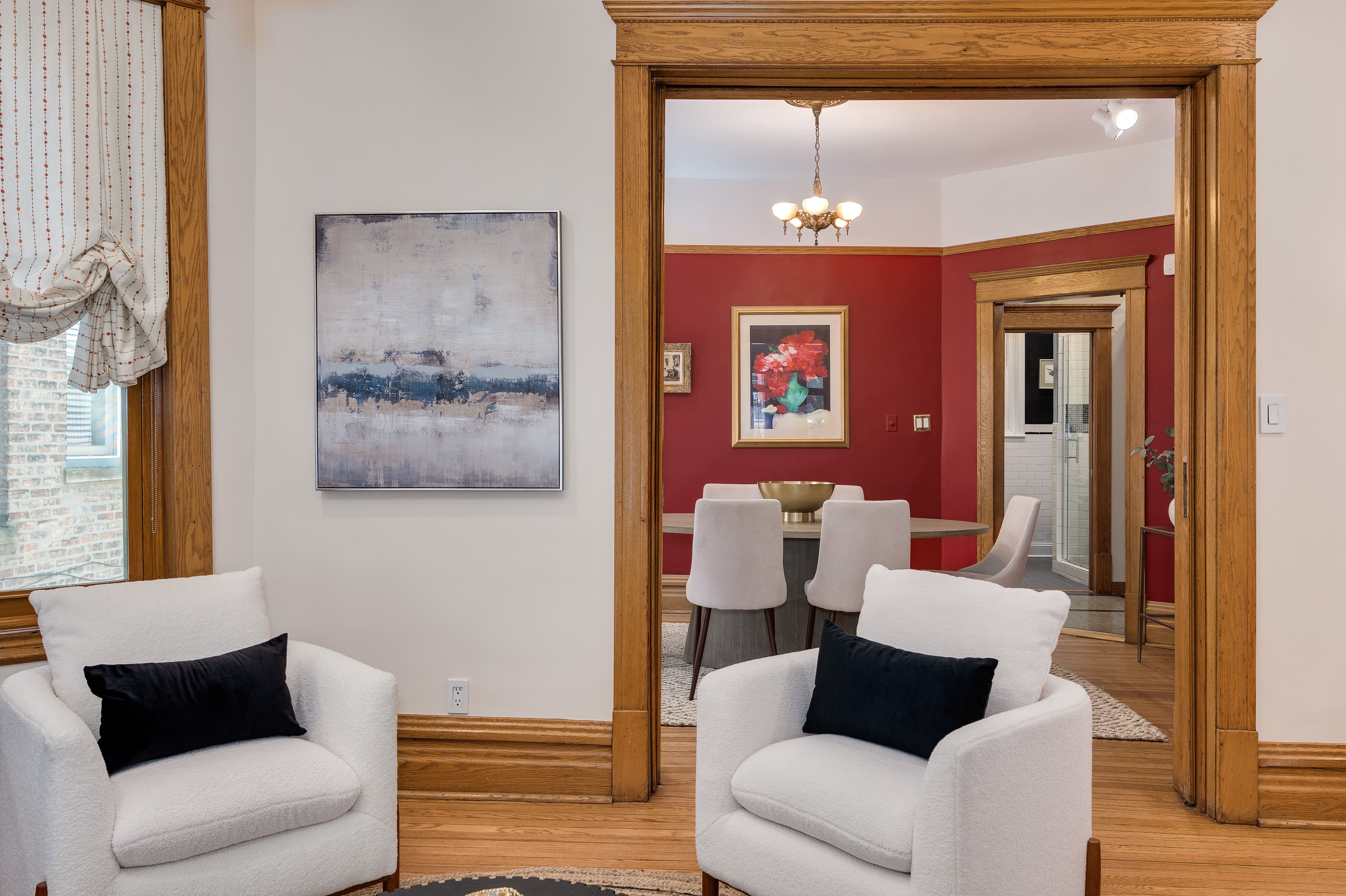4338 N Ashland 