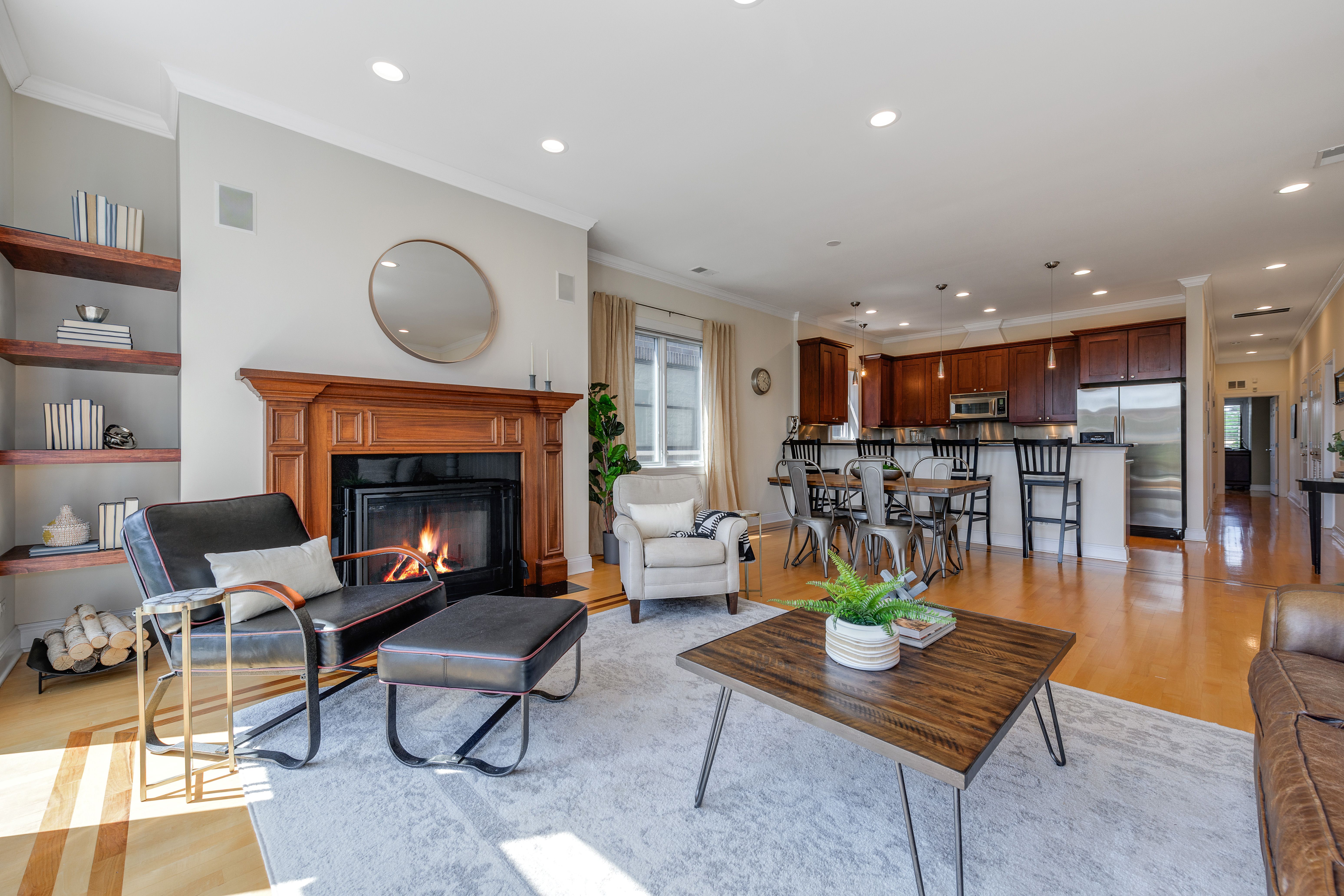 4332 North Ashland Avenue Unit #3