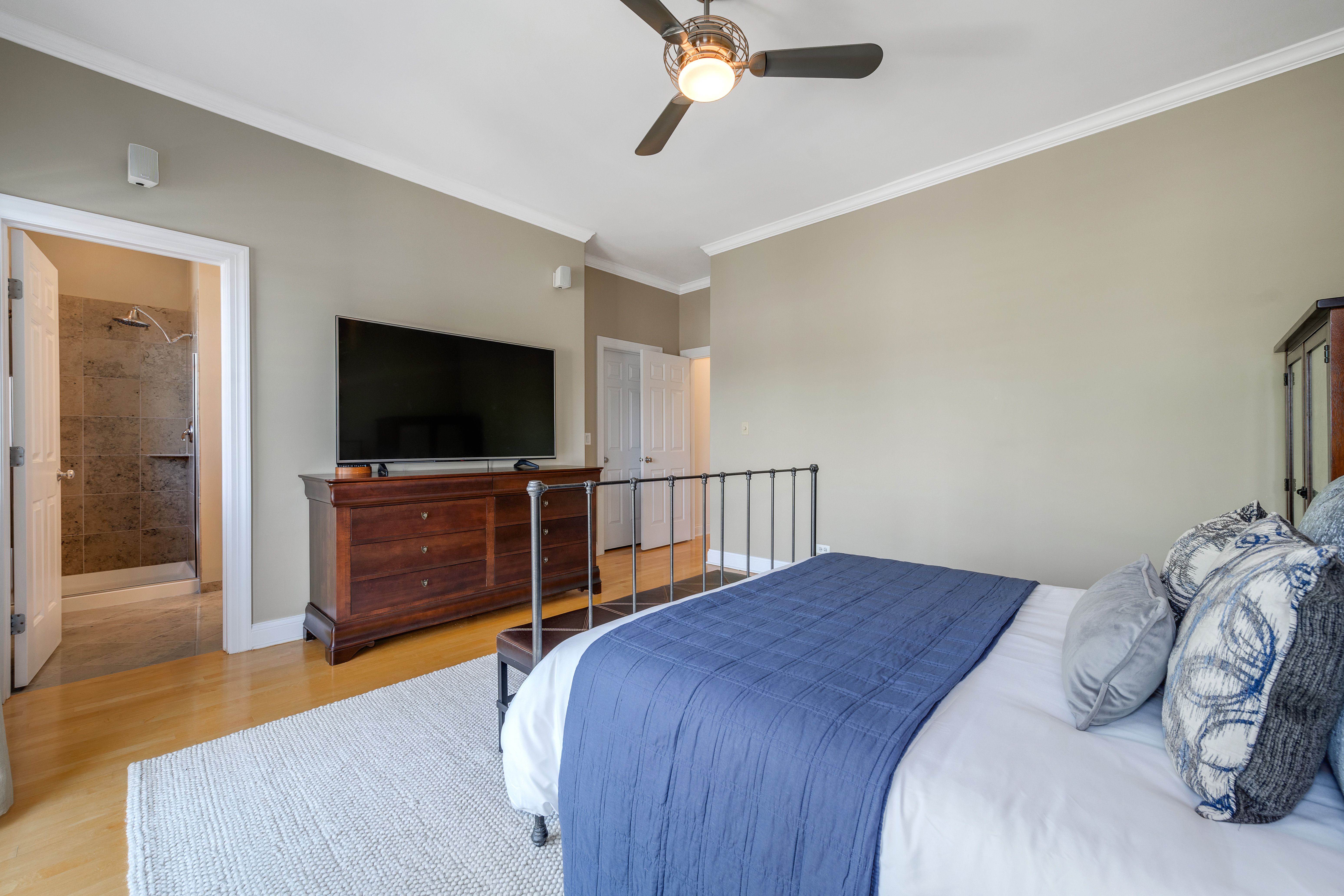 4332 North Ashland Avenue Unit #3