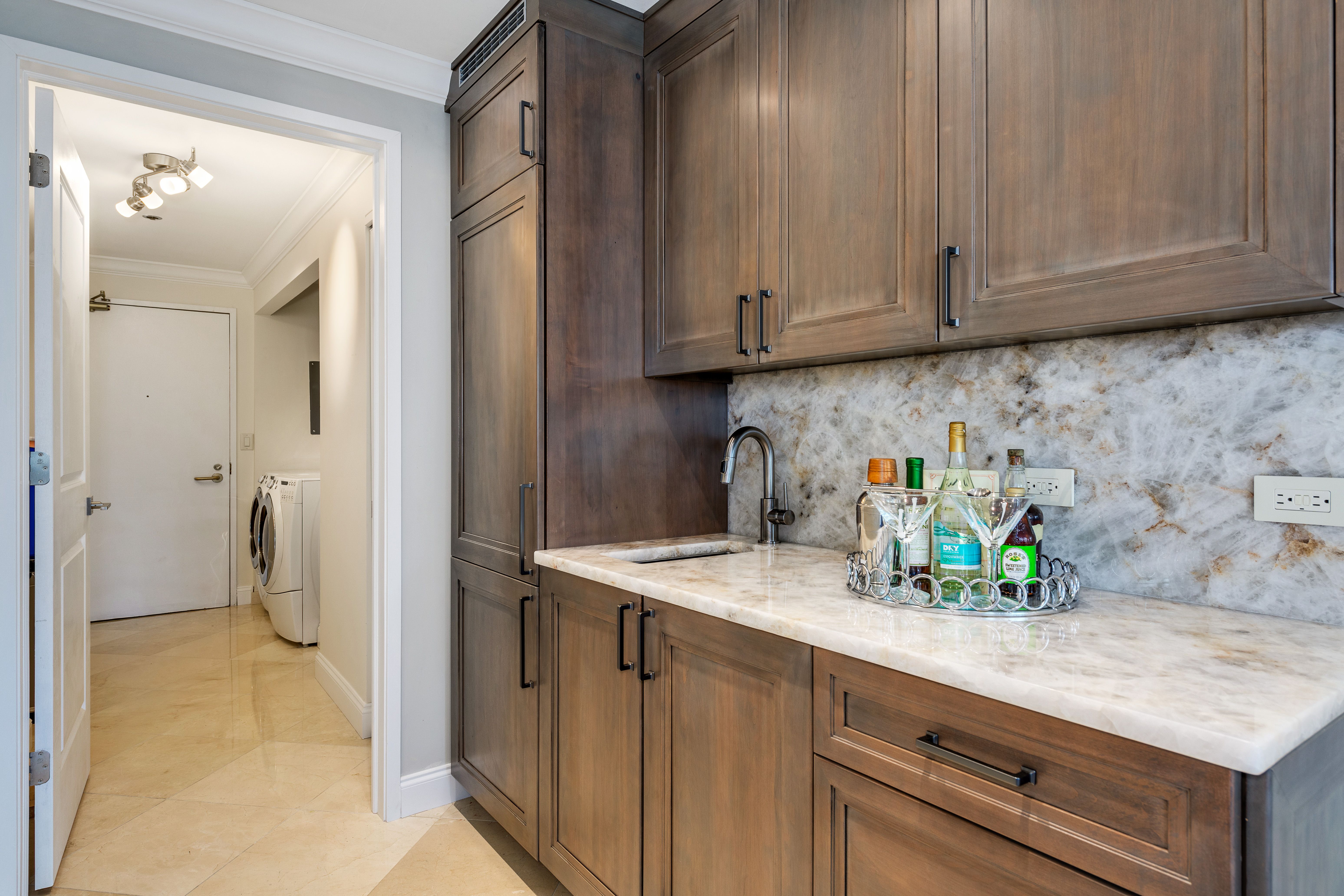 195 North Harbor 5501 