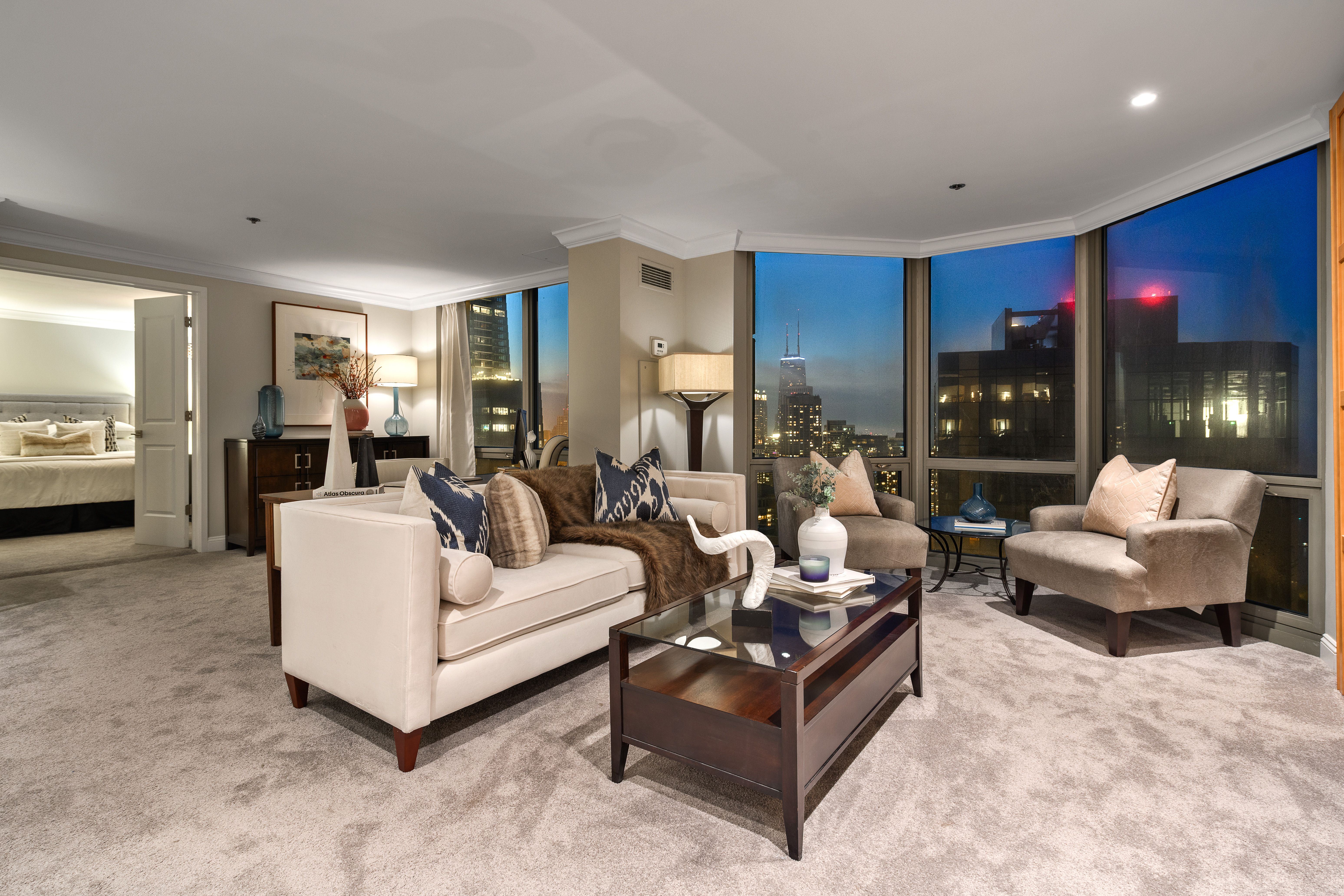 195 North Harbor 5501 