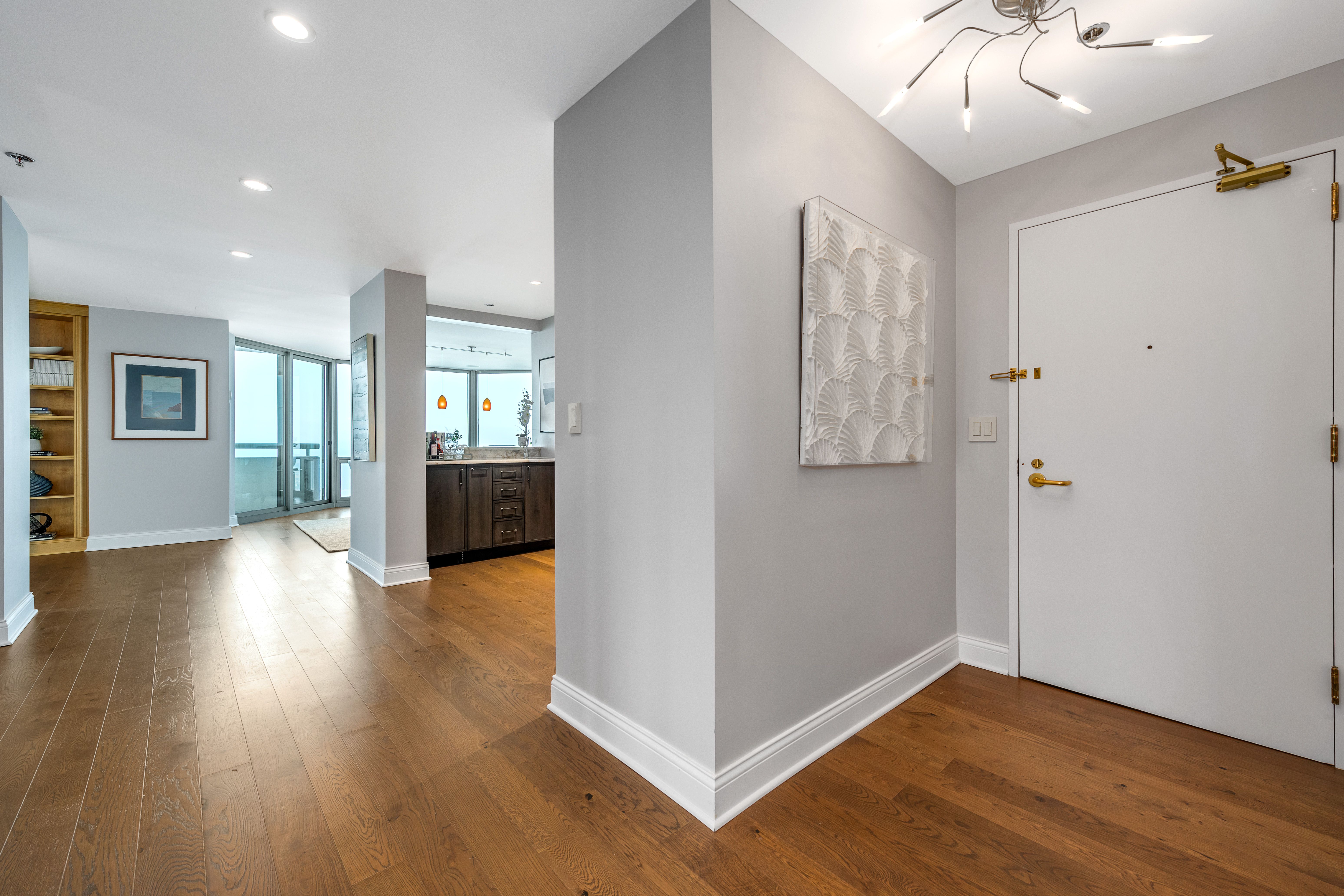 195 North Harbor 5501 