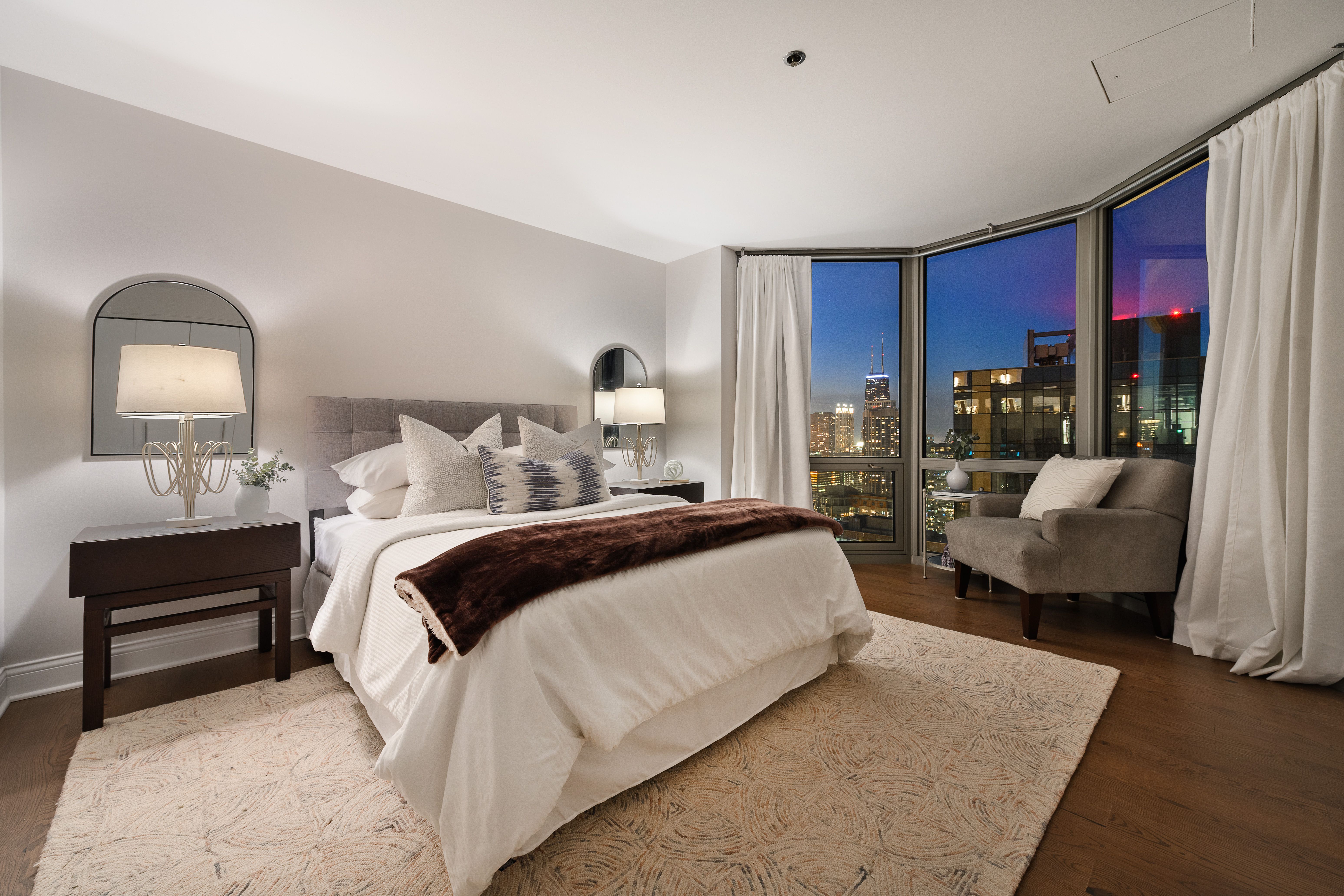 195 North Harbor 5501 