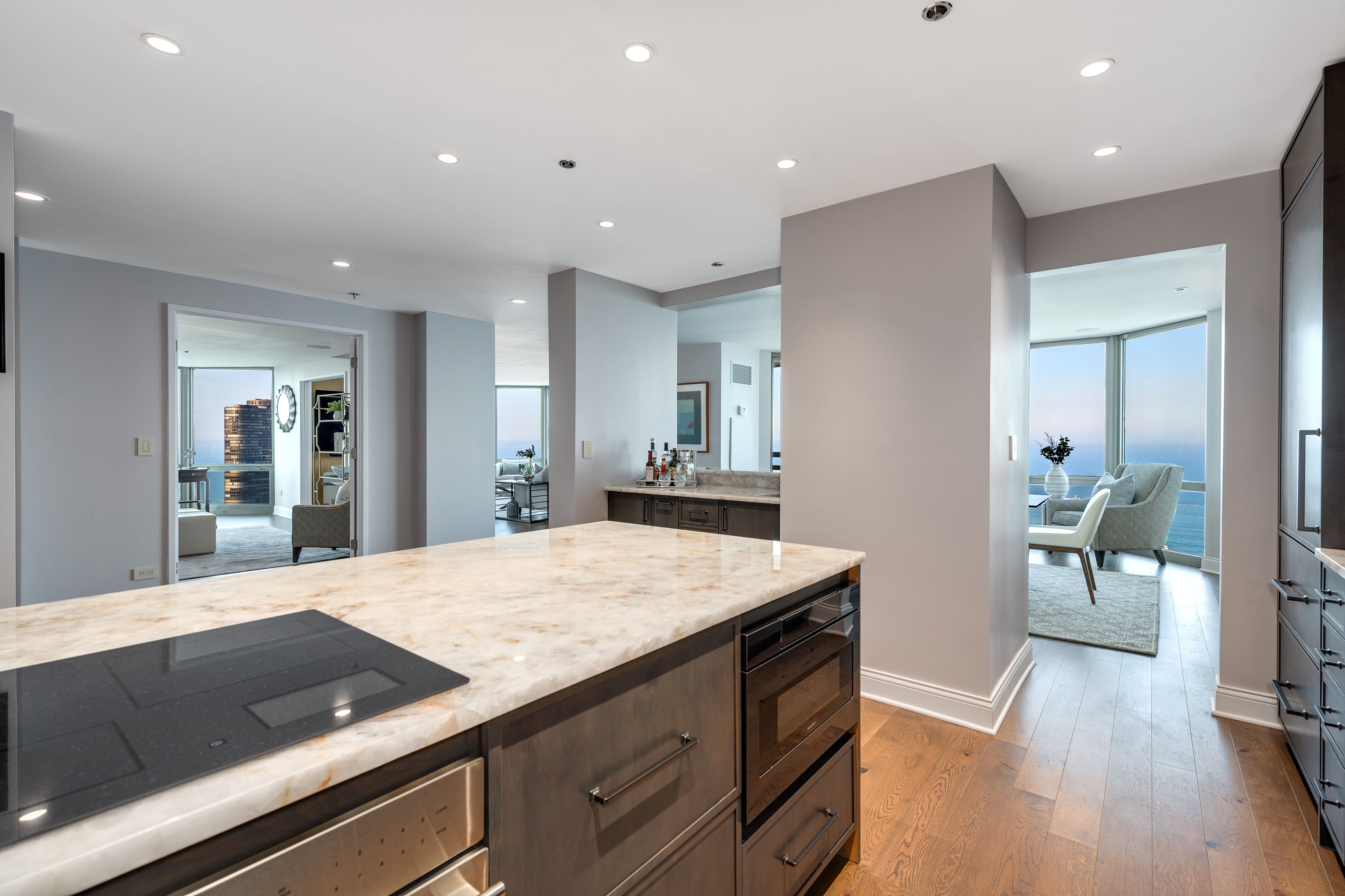 195 North Harbor 5501 