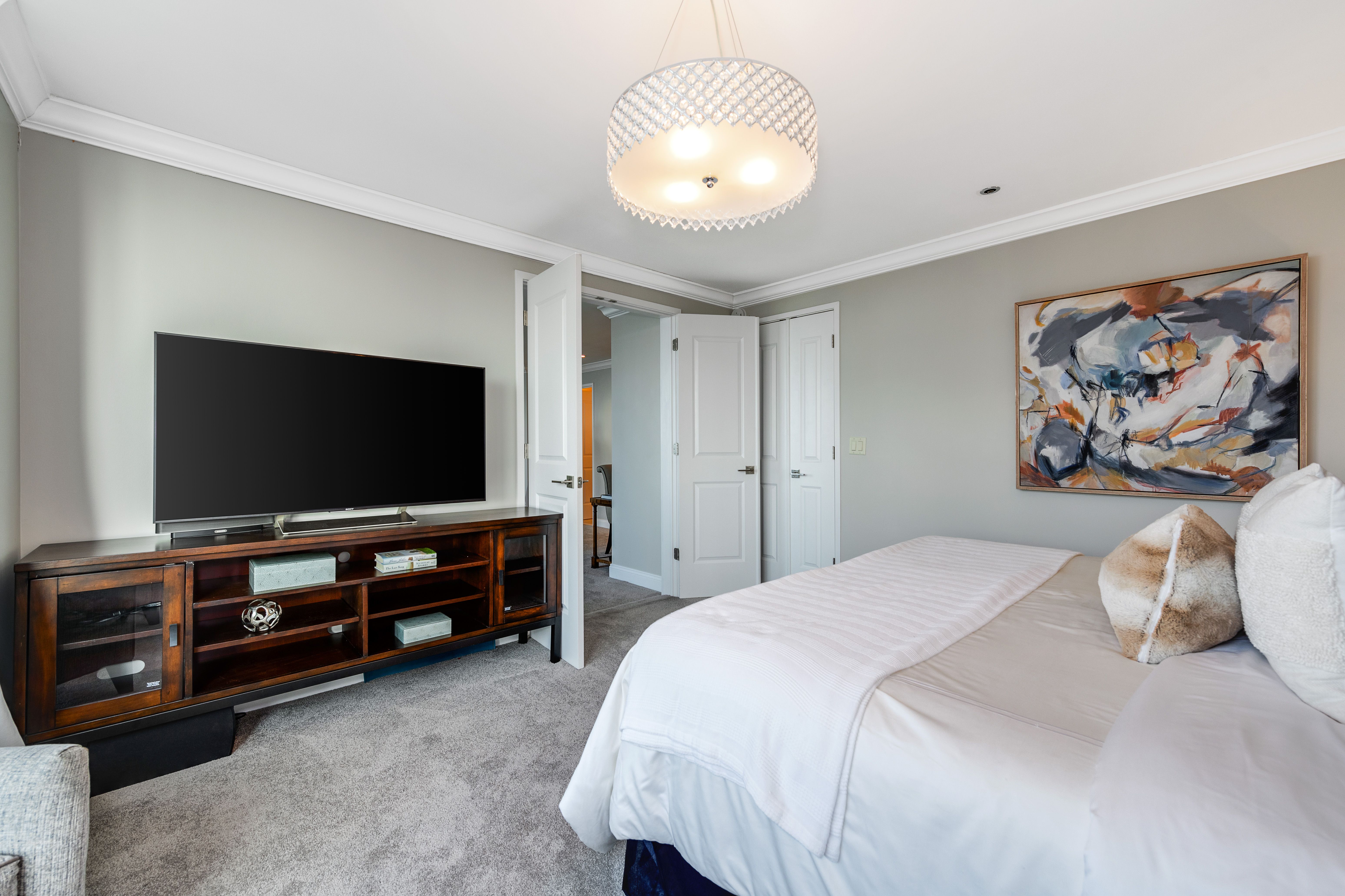 195 North Harbor 5501 