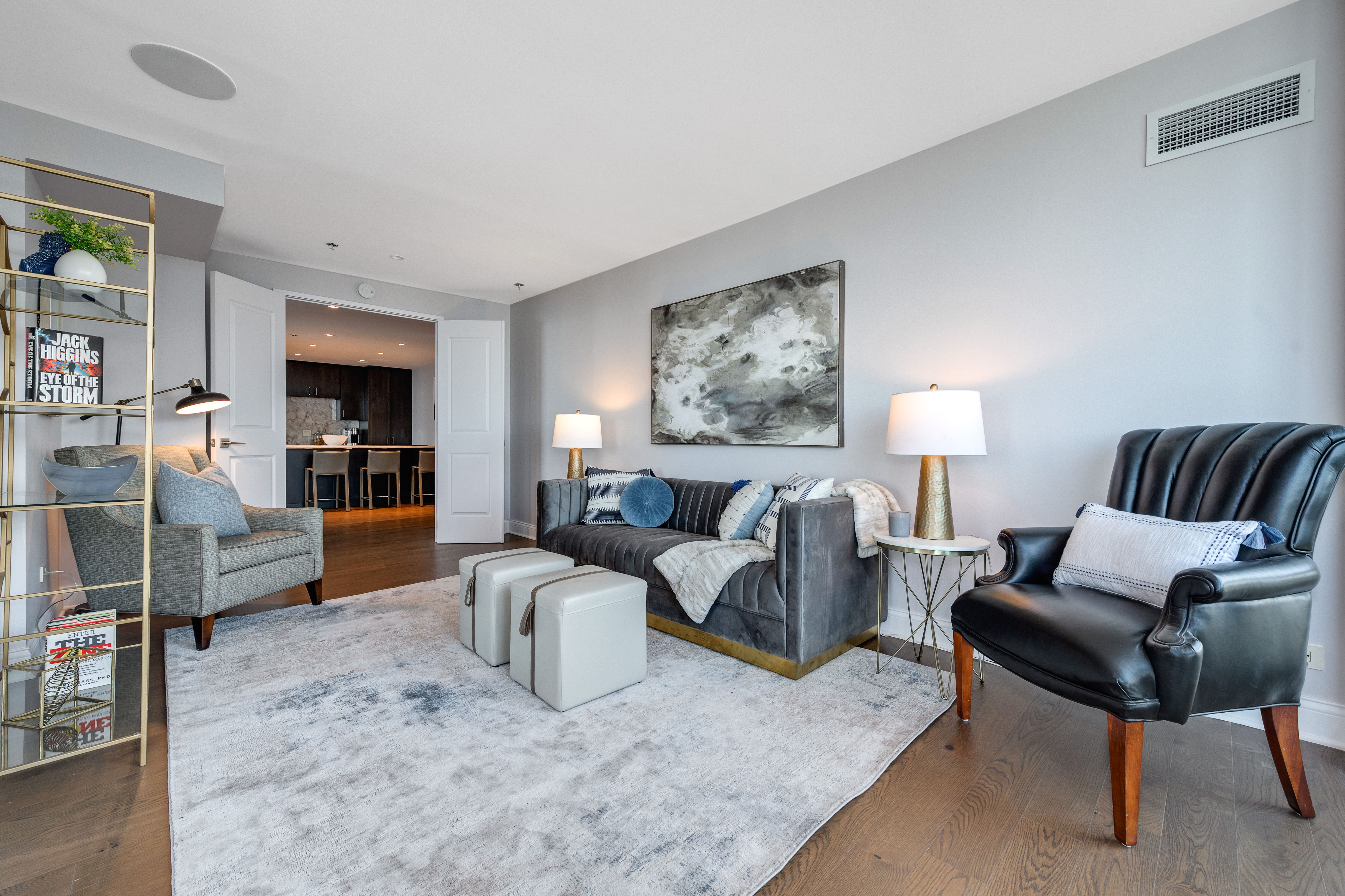 195 North Harbor 5501 