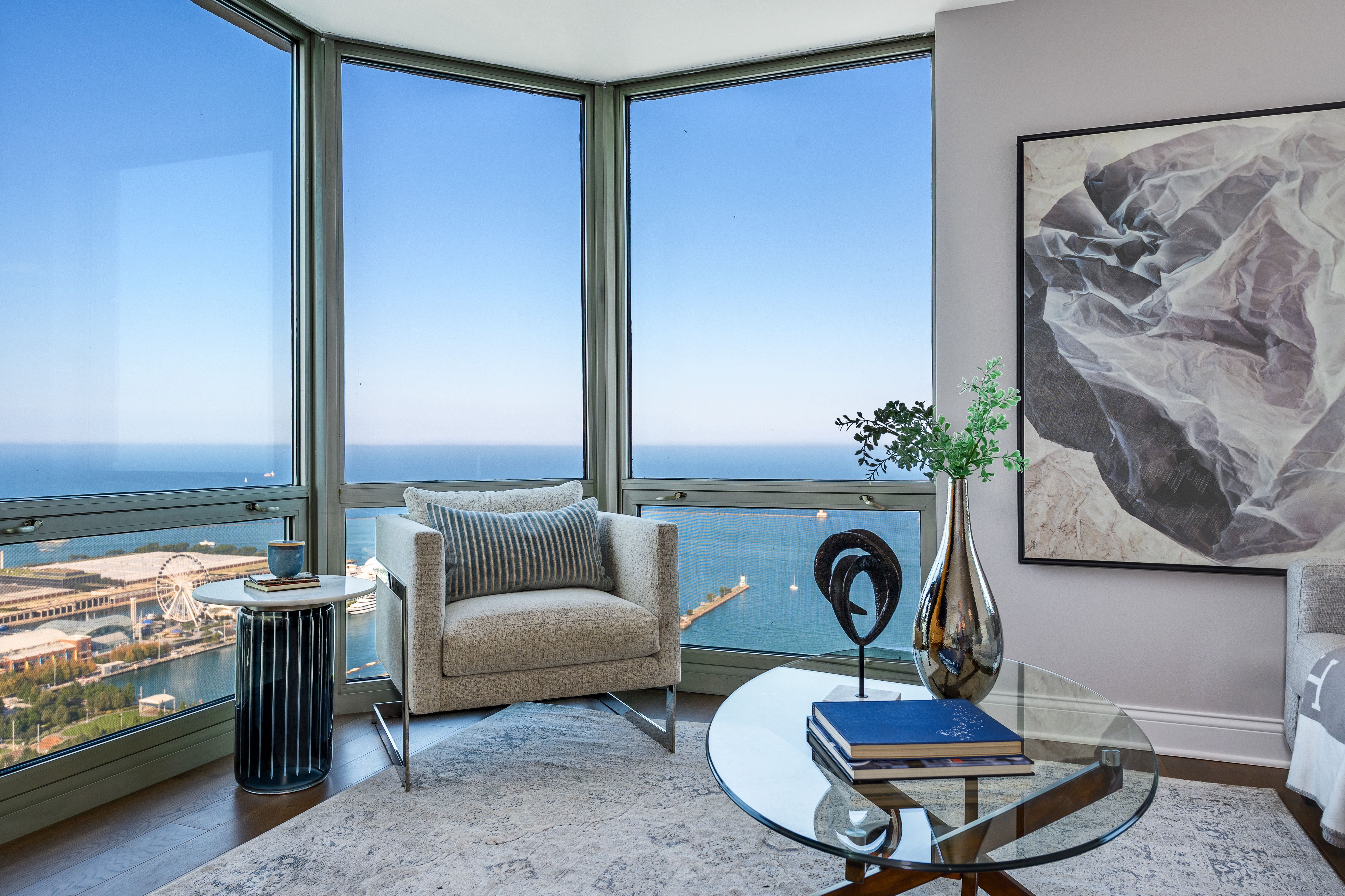 195 North Harbor 5501 