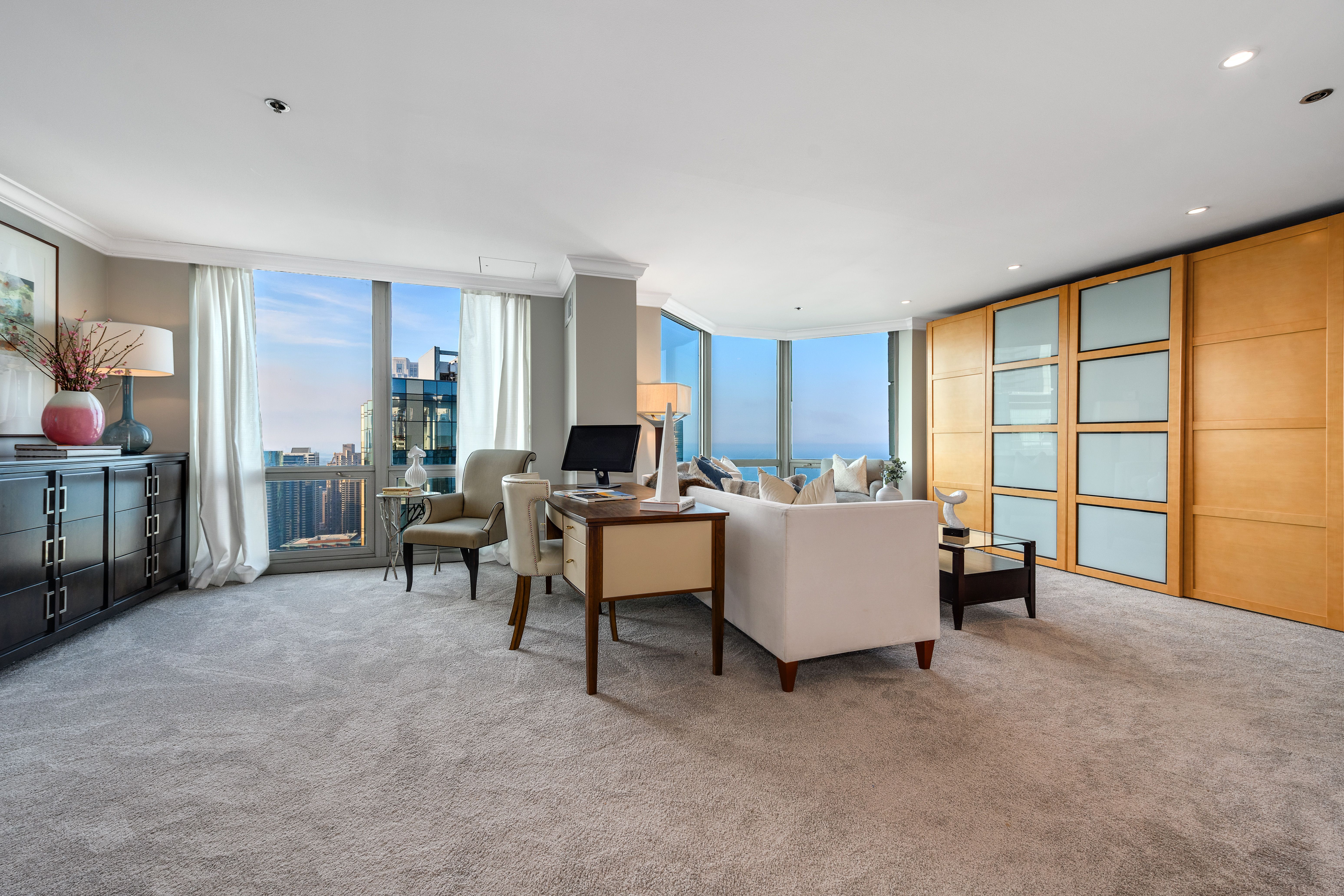 195 North Harbor 5501 